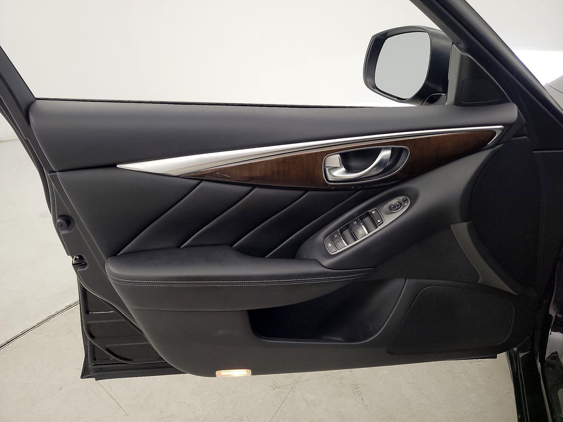 Thumbnail: 2018 INFINITI Q50 - 12
