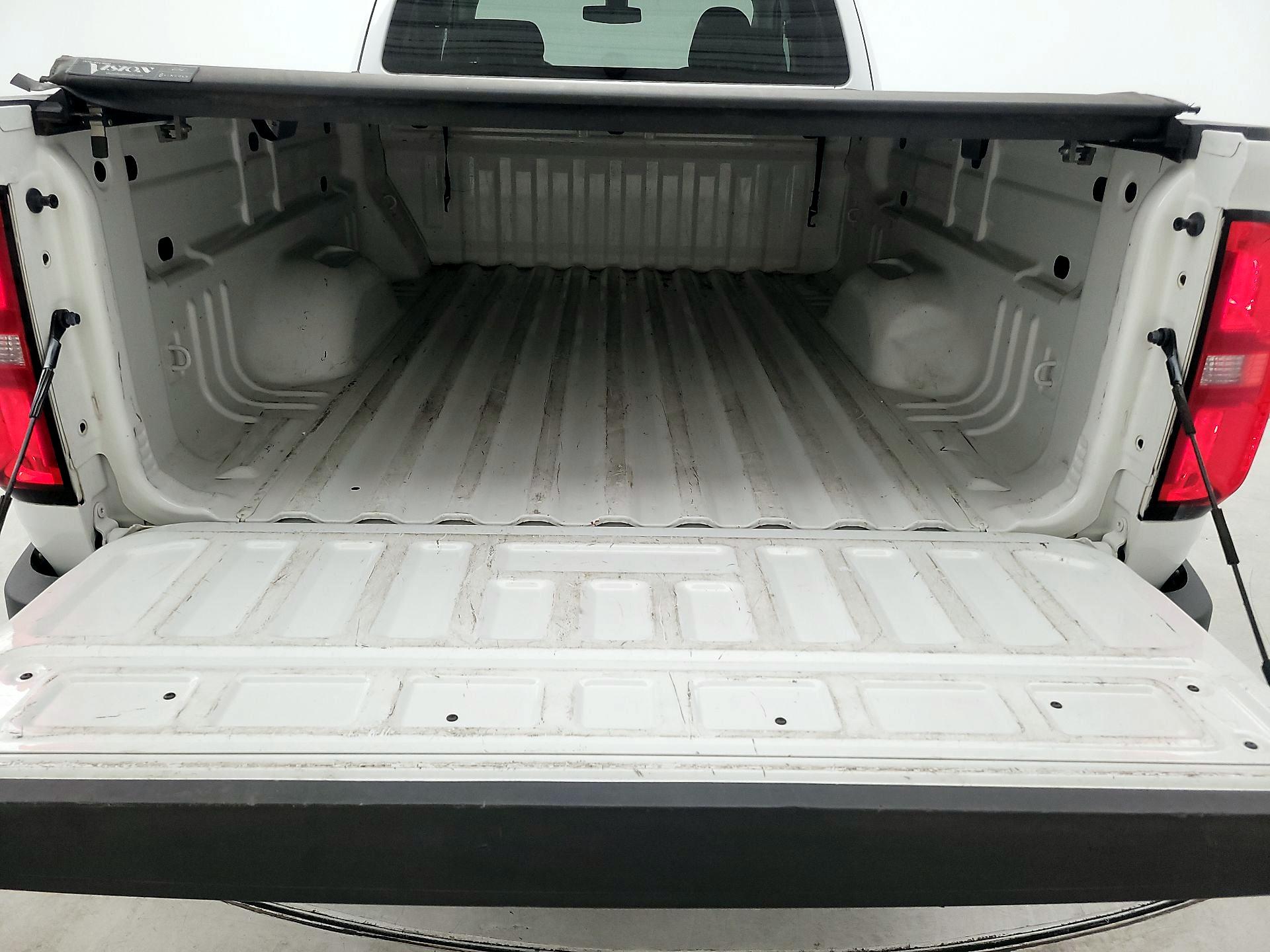 Thumbnail: 2018 Chevrolet Colorado - 20