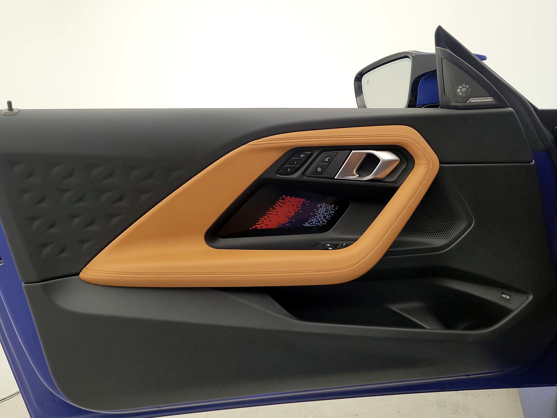 Thumbnail: 2024 BMW M2 - 12