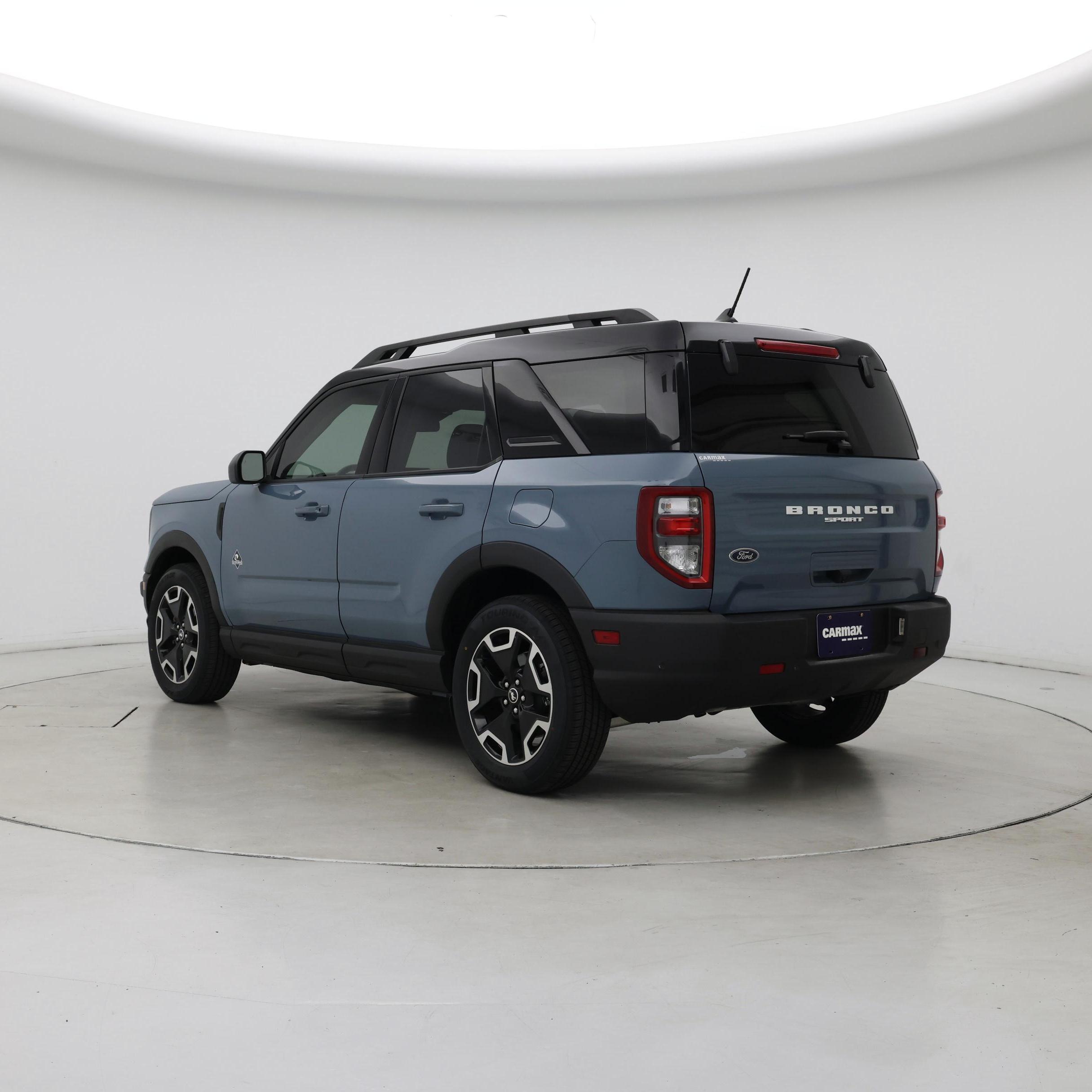 Thumbnail: 2022 Ford Bronco Sport - 2