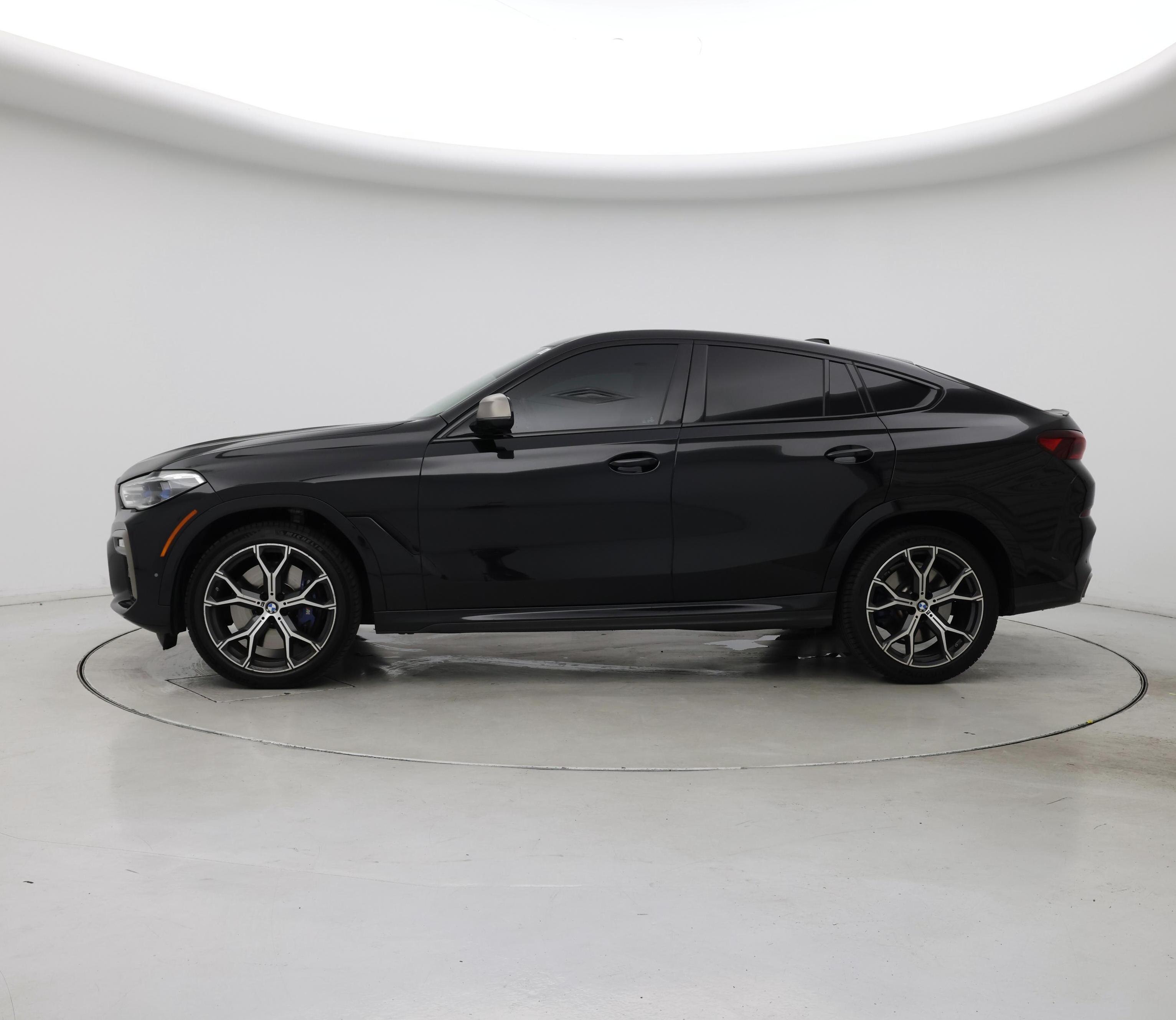 Thumbnail: 2021 BMW X6 - 3