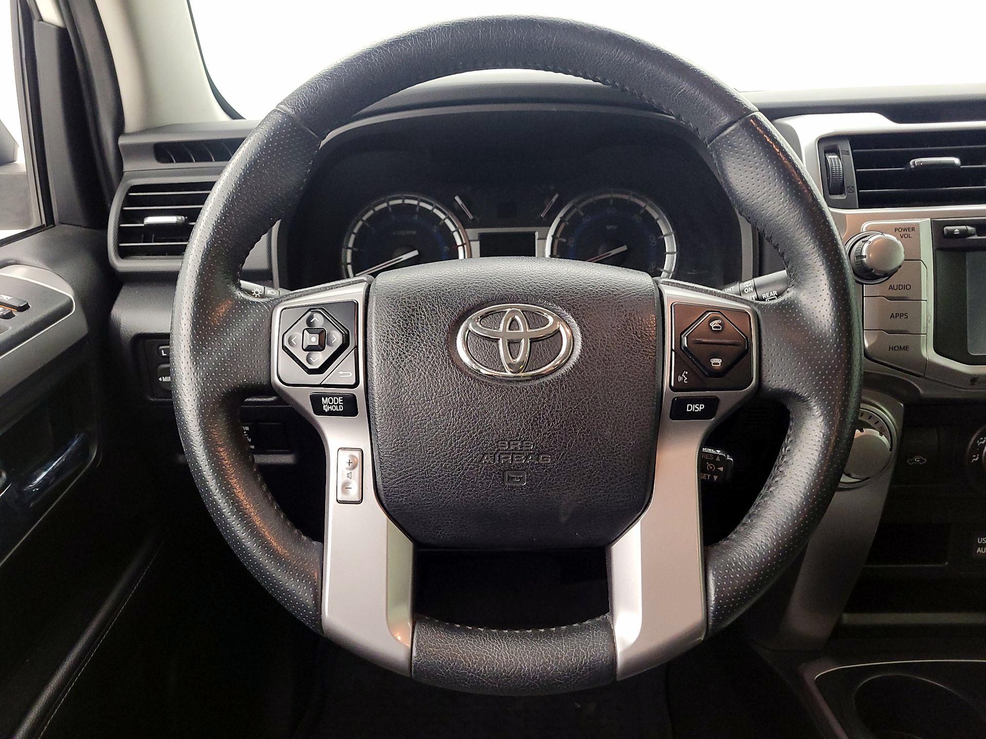 Thumbnail: 2018 Toyota 4Runner - 10