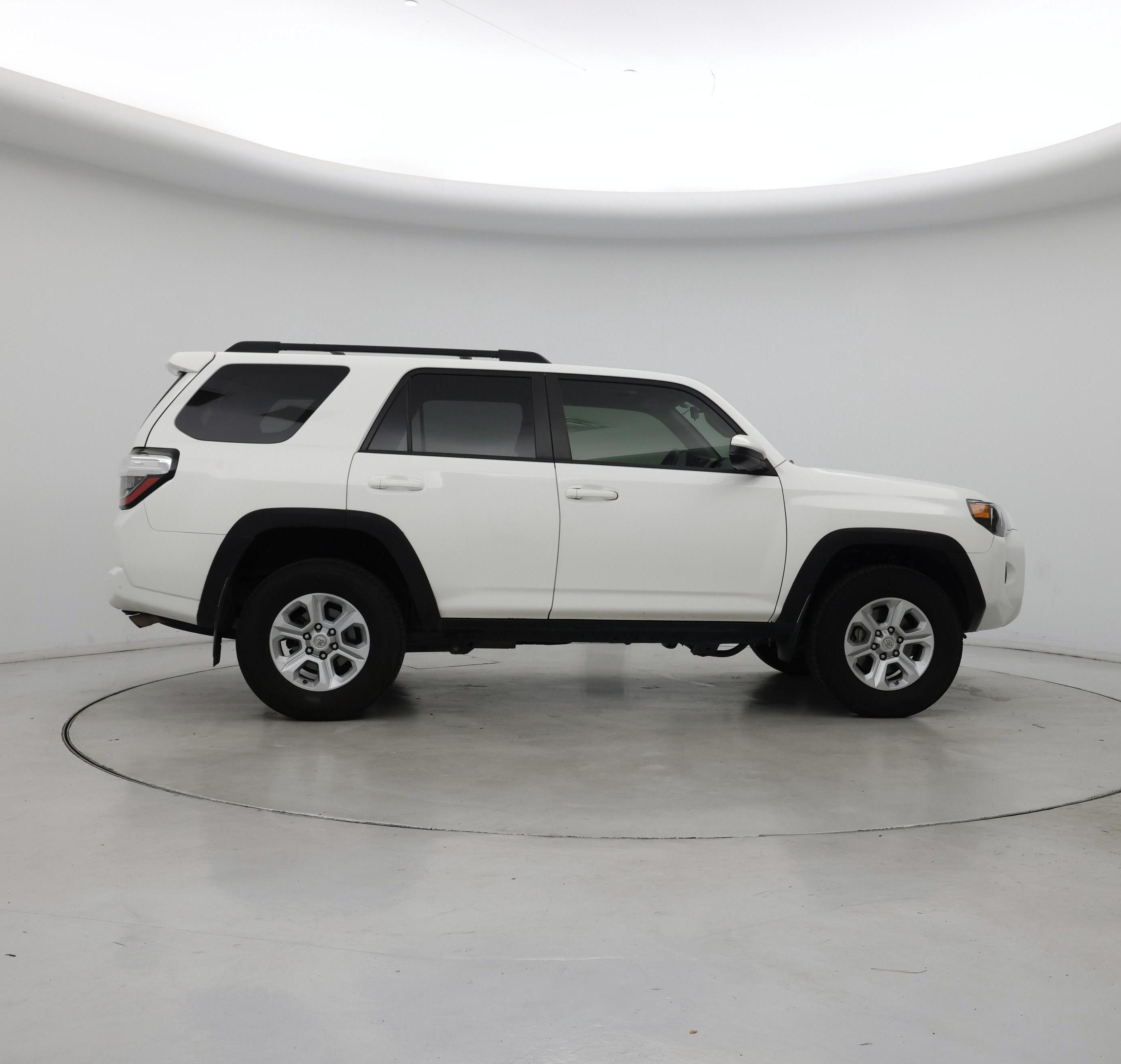Thumbnail: 2018 Toyota 4Runner - 7