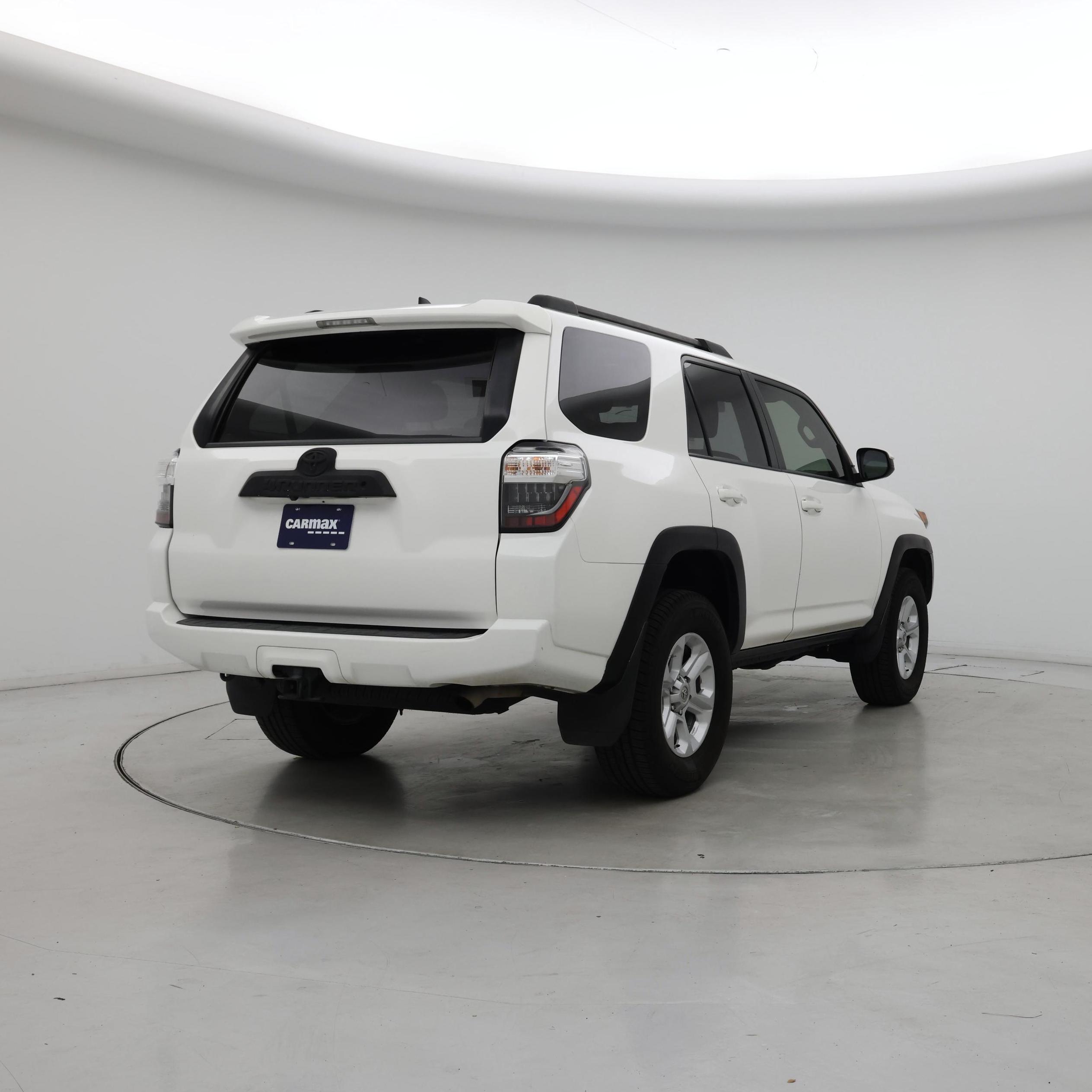 Thumbnail: 2018 Toyota 4Runner - 8