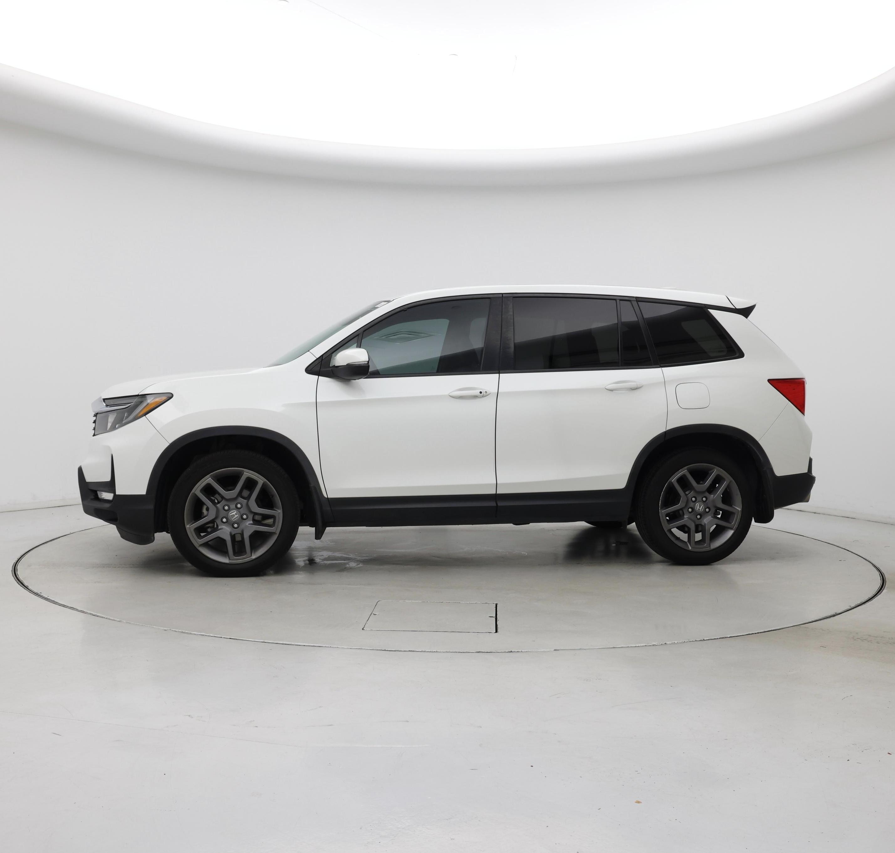Thumbnail: 2022 Honda Passport - 3