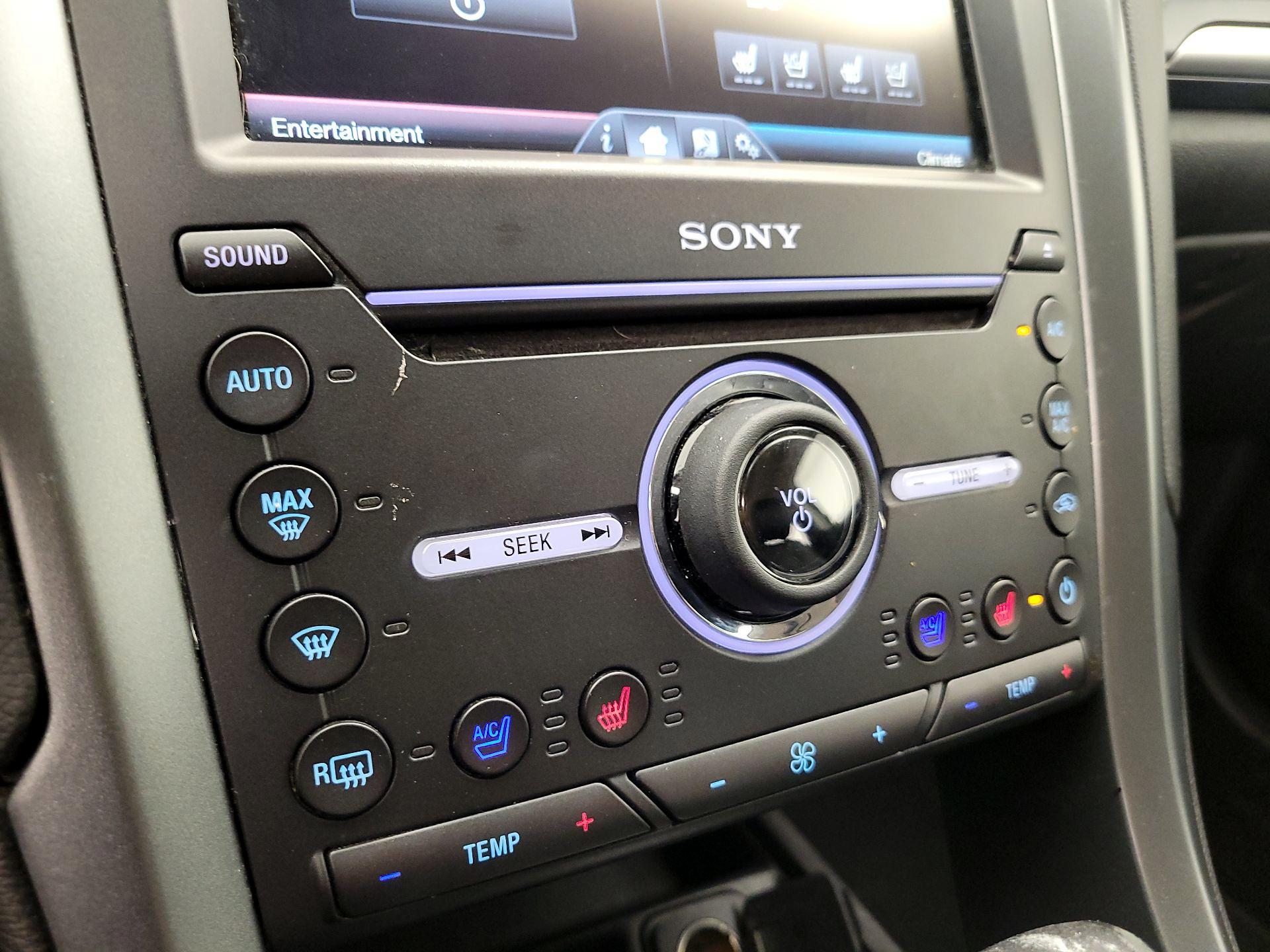 Thumbnail: 2016 Ford Fusion - 16