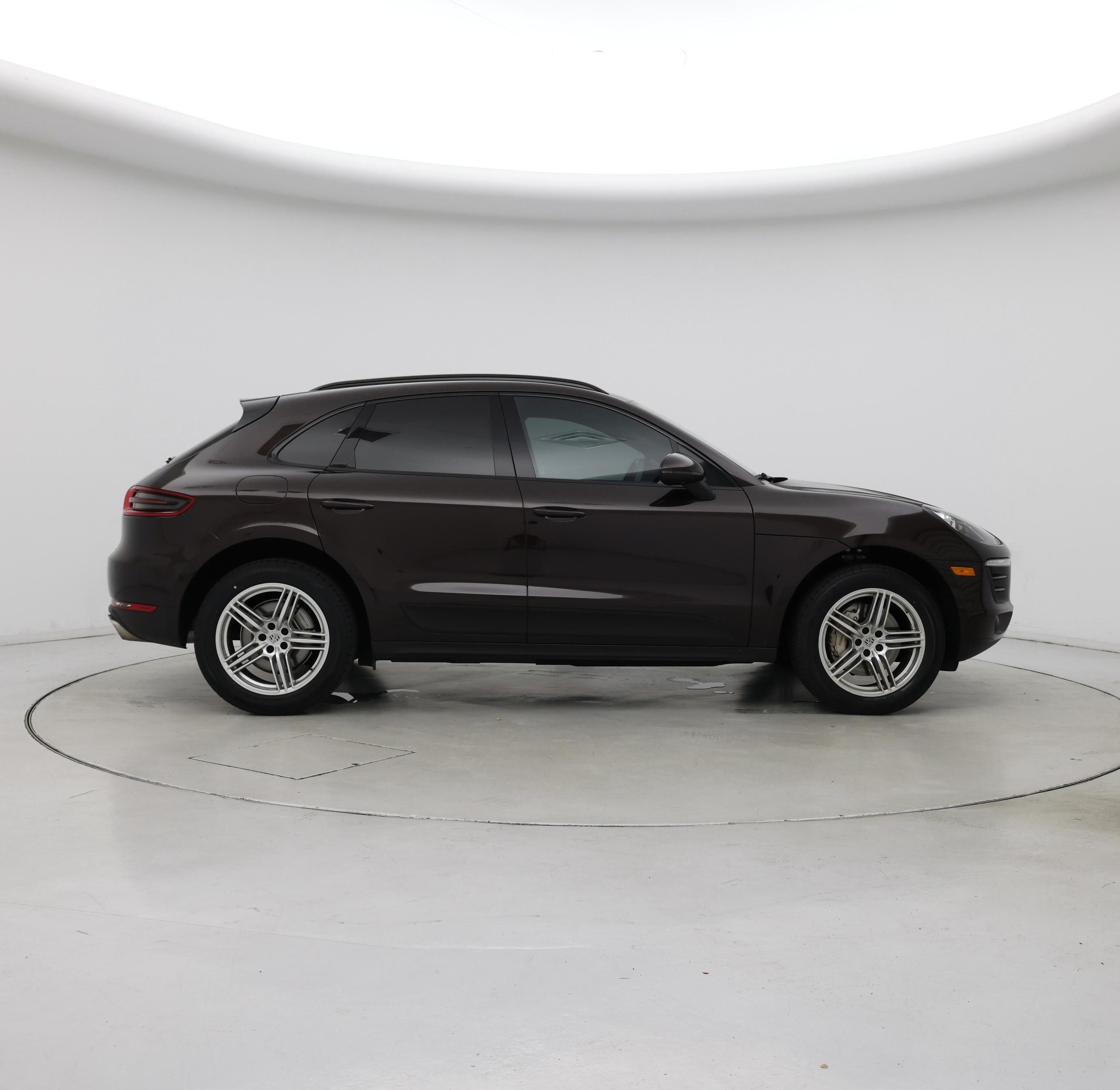 Thumbnail: 2017 Porsche Macan - 7