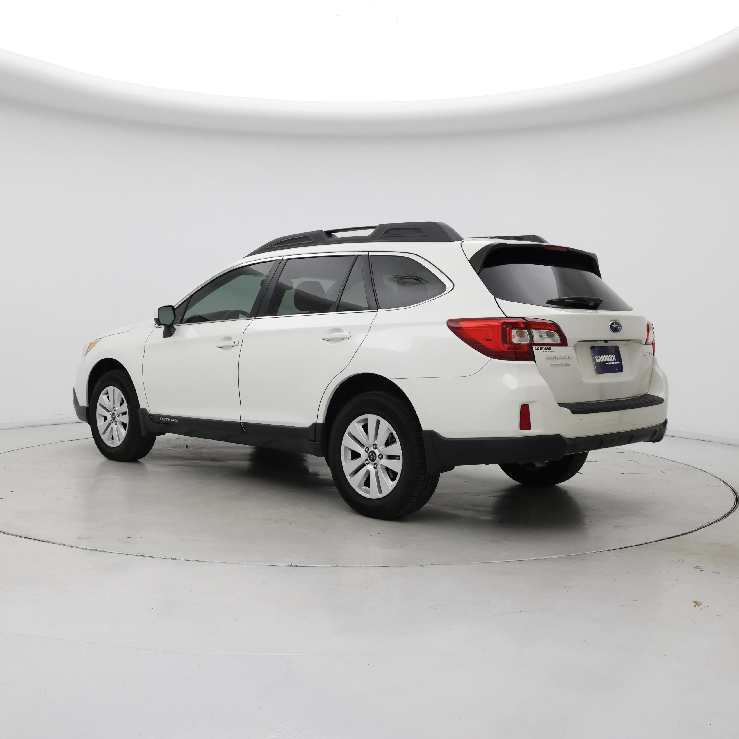 Thumbnail: 2015 Subaru Outback - 2