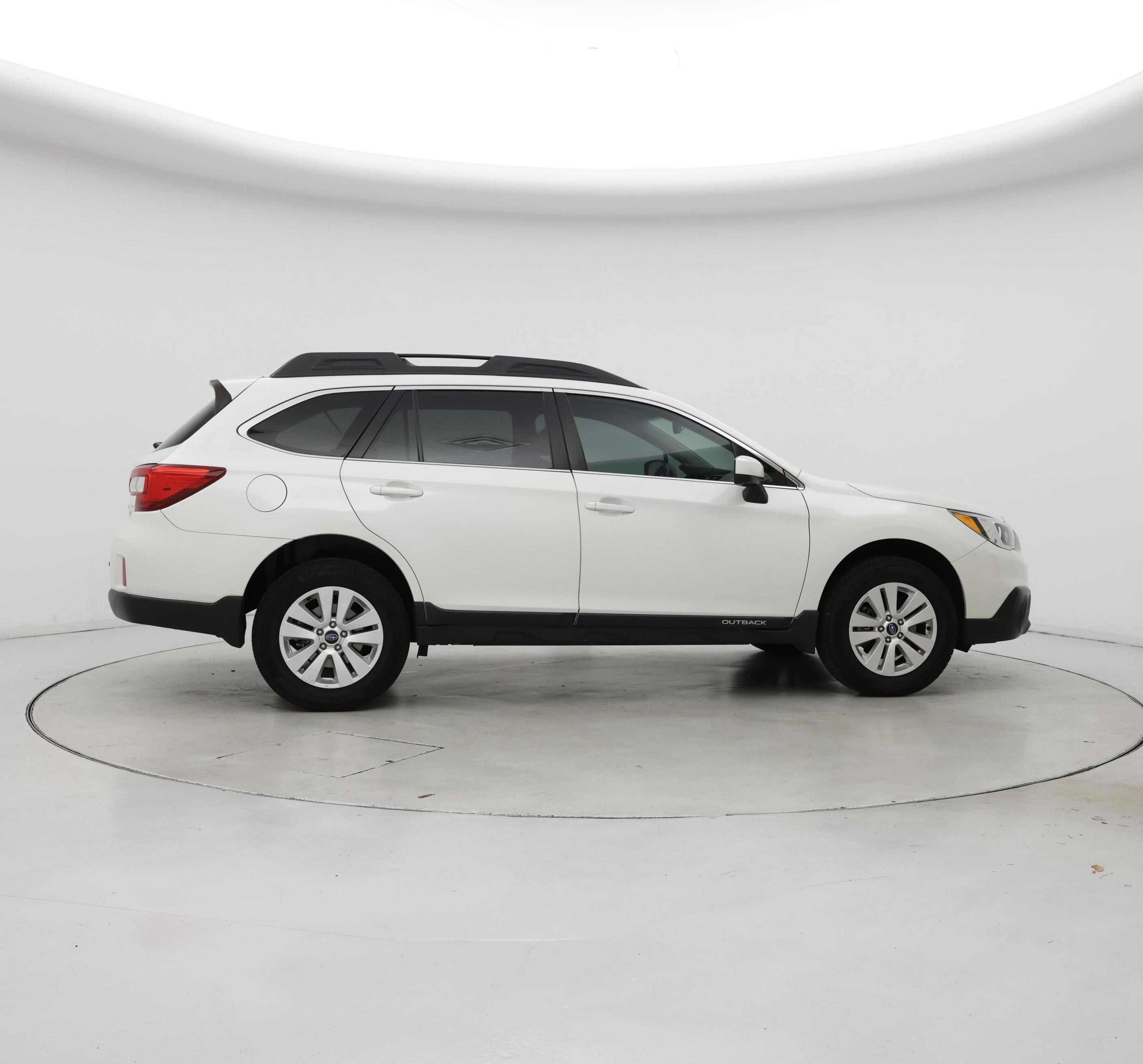 Thumbnail: 2015 Subaru Outback - 7