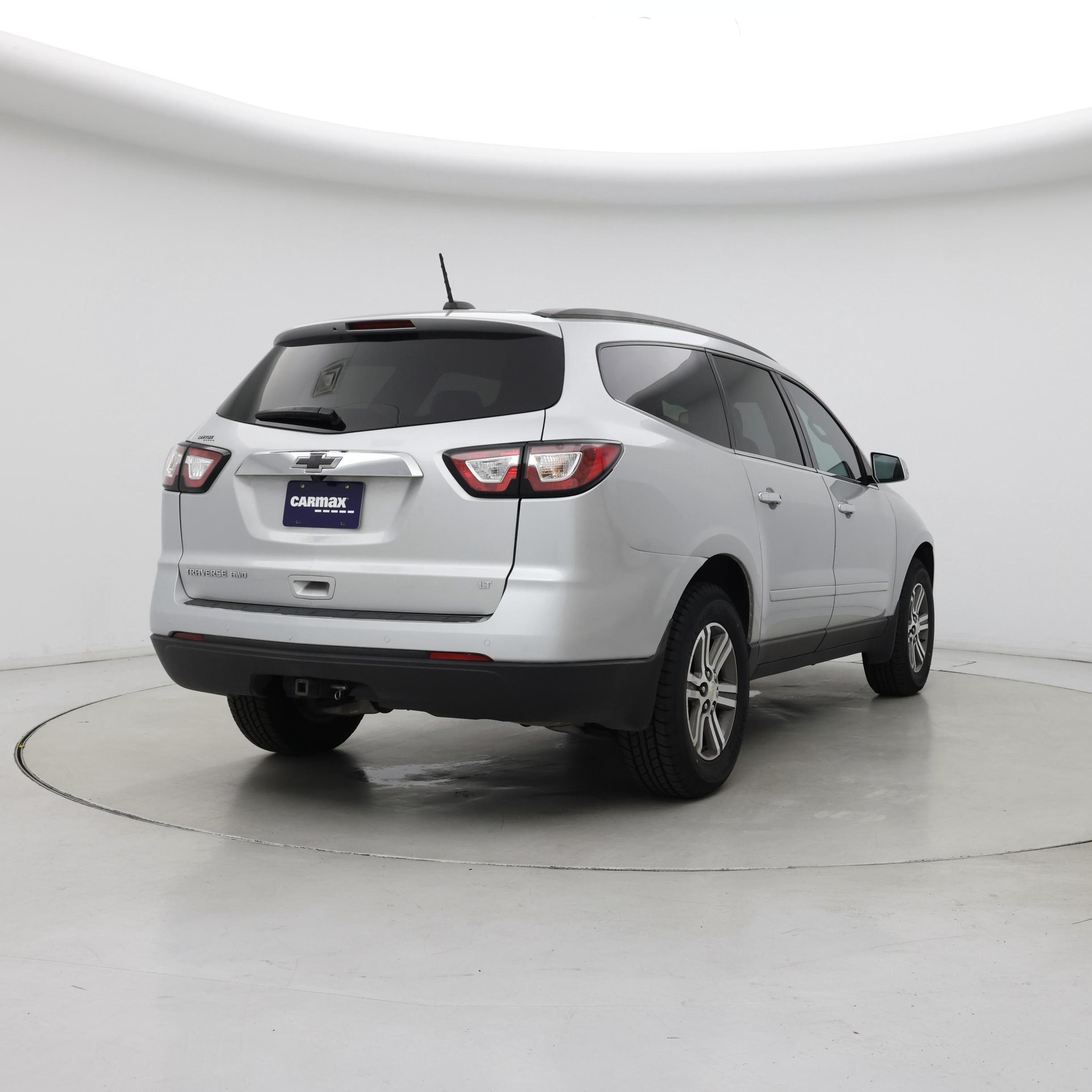 Thumbnail: 2017 Chevrolet Traverse - 8