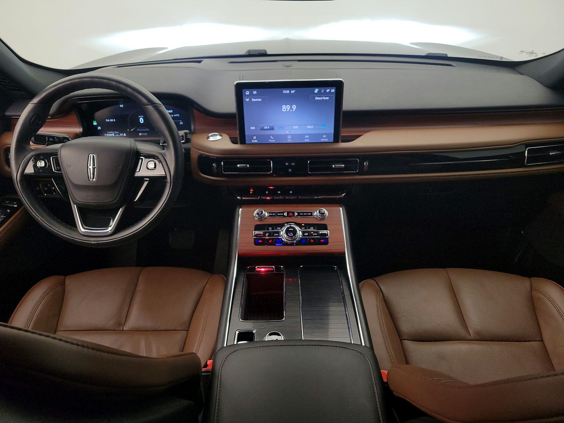 Thumbnail: 2023 Lincoln Aviator - 9