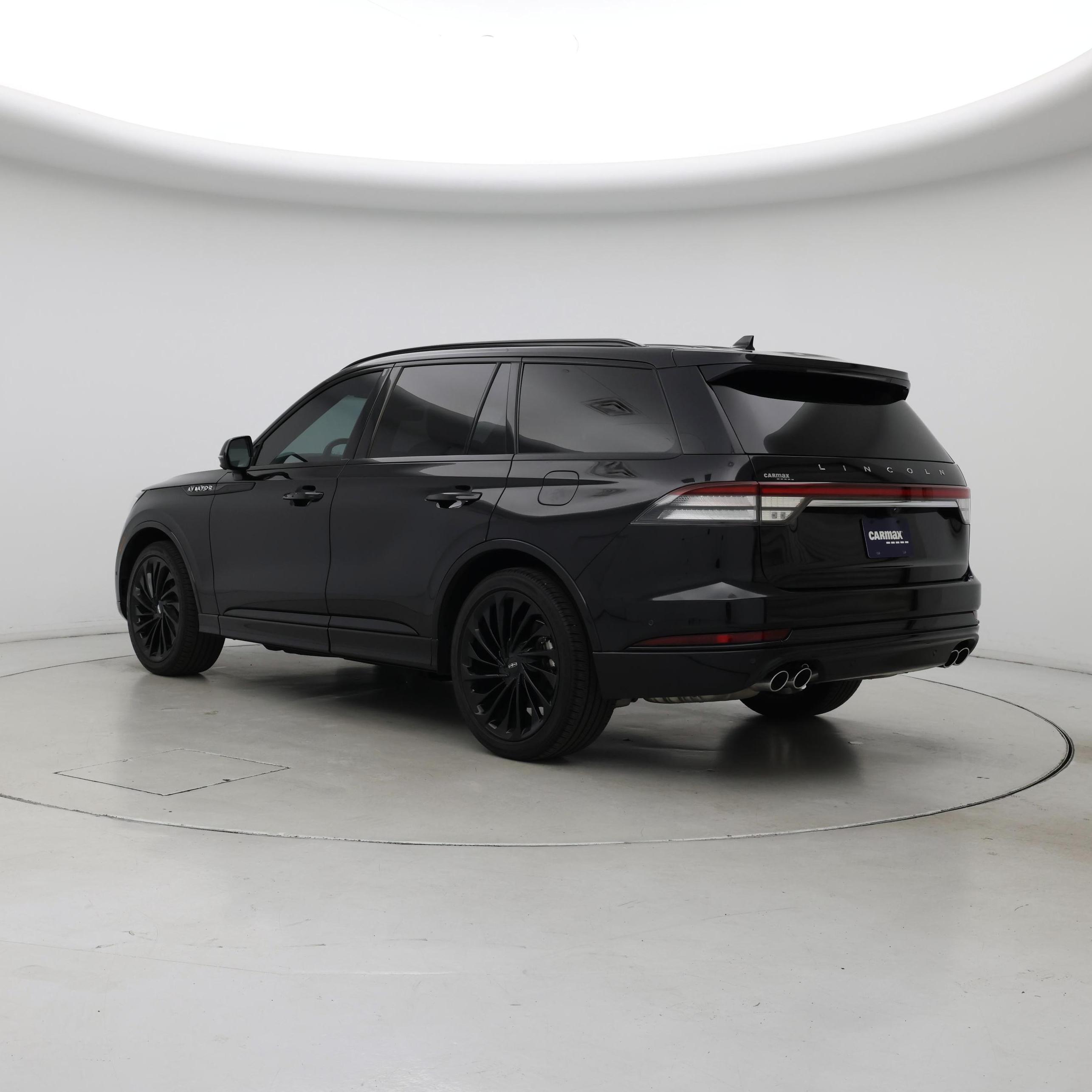 Thumbnail: 2023 Lincoln Aviator - 2