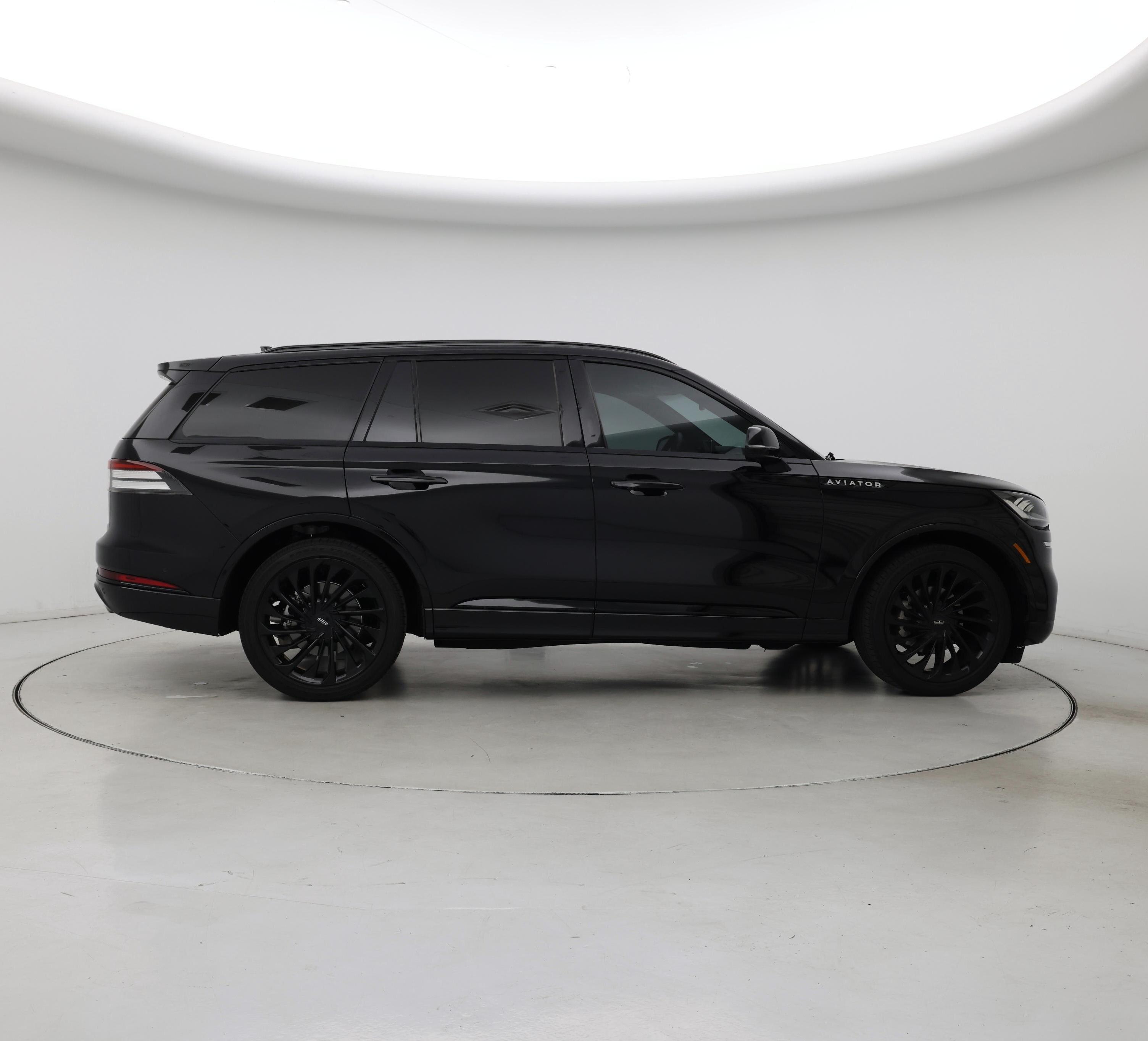 Thumbnail: 2023 Lincoln Aviator - 7
