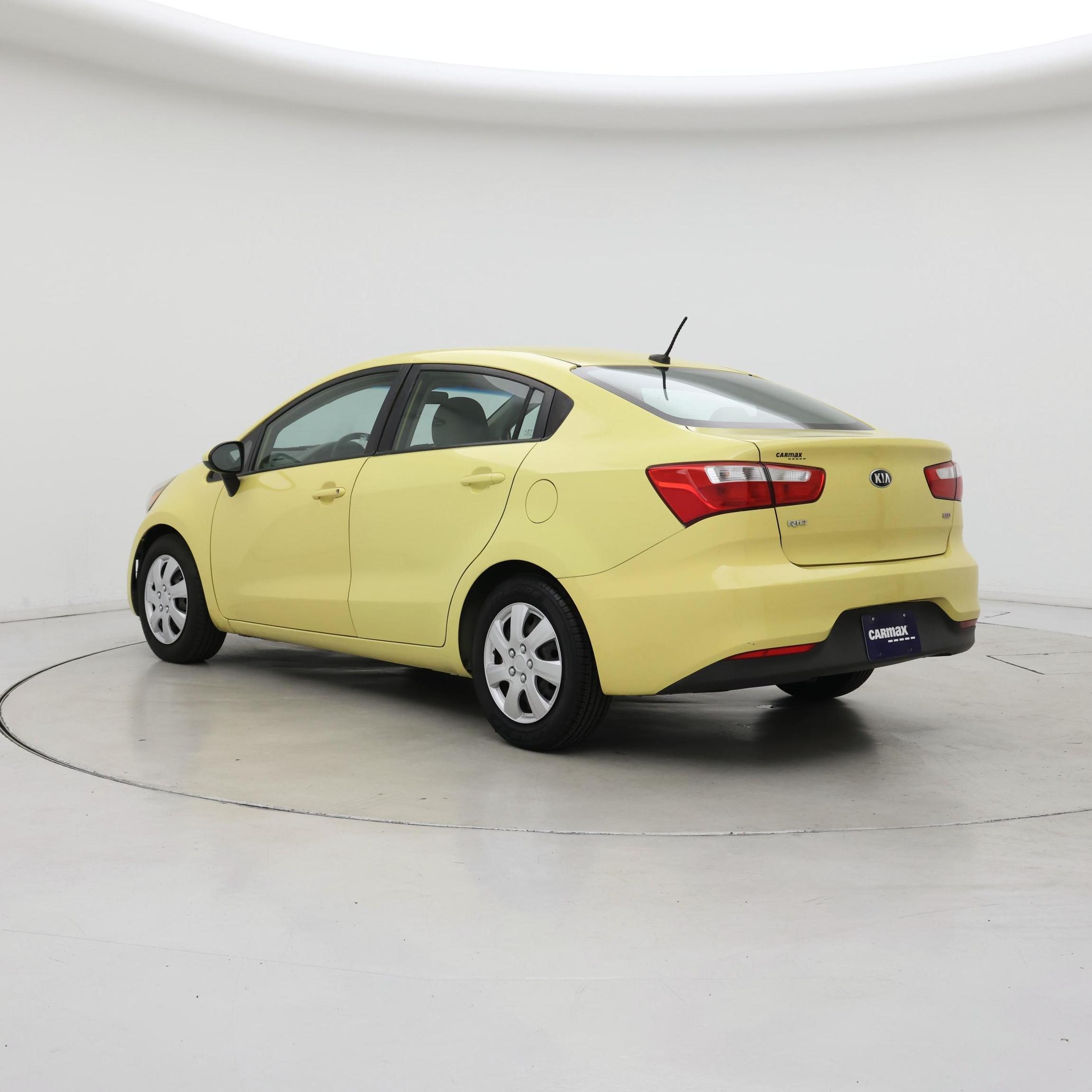 Thumbnail: 2016 Kia Rio - 2