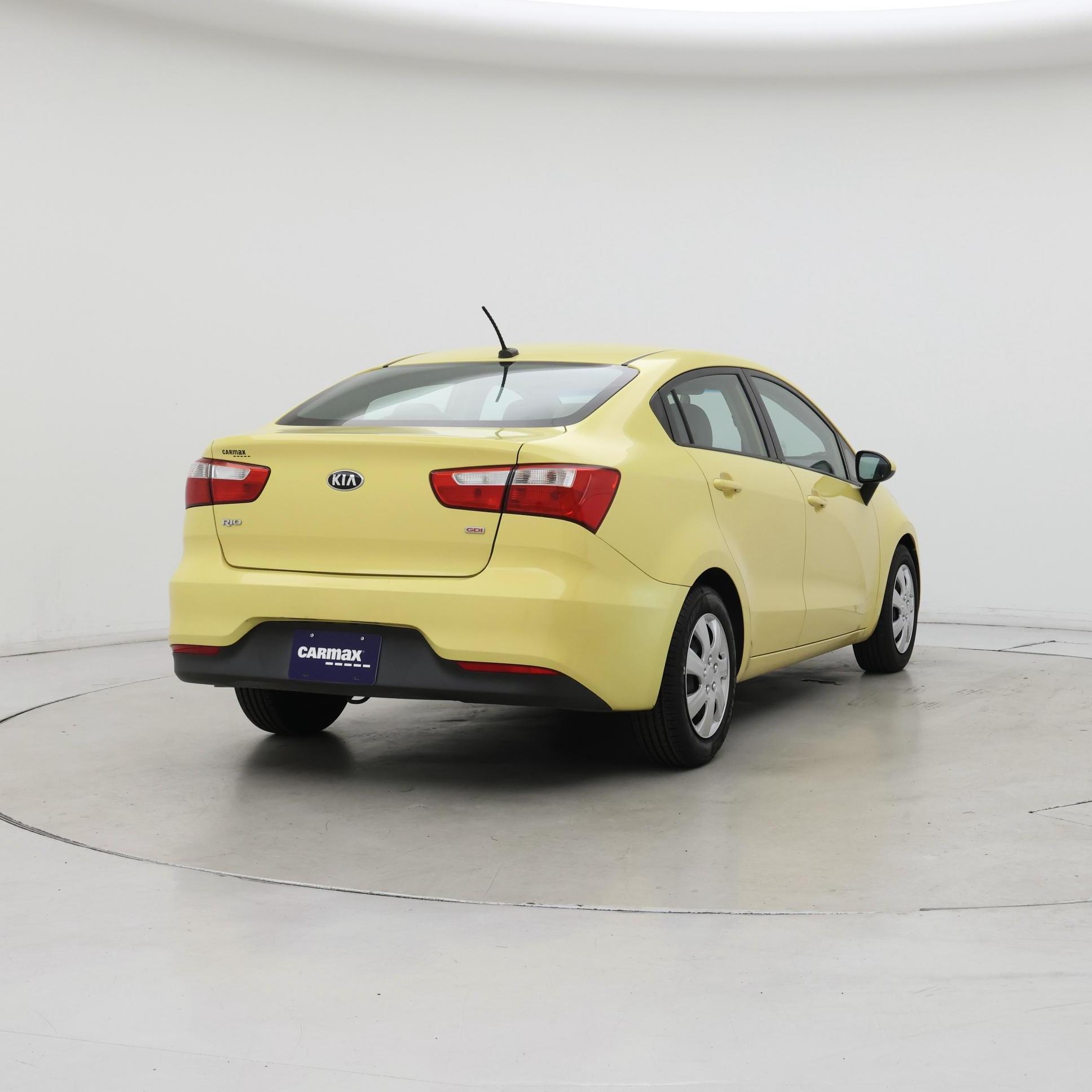 Thumbnail: 2016 Kia Rio - 8