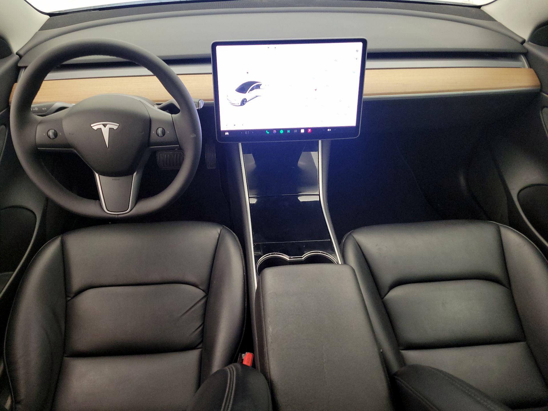 Thumbnail: 2020 Tesla Model 3 - 9