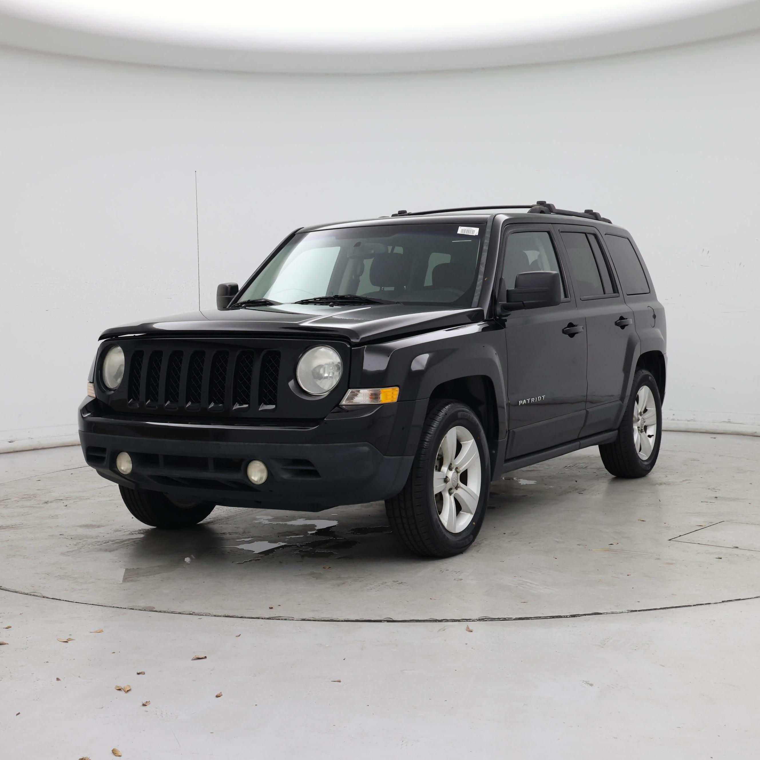 Thumbnail: 2014 Jeep Patriot - 4