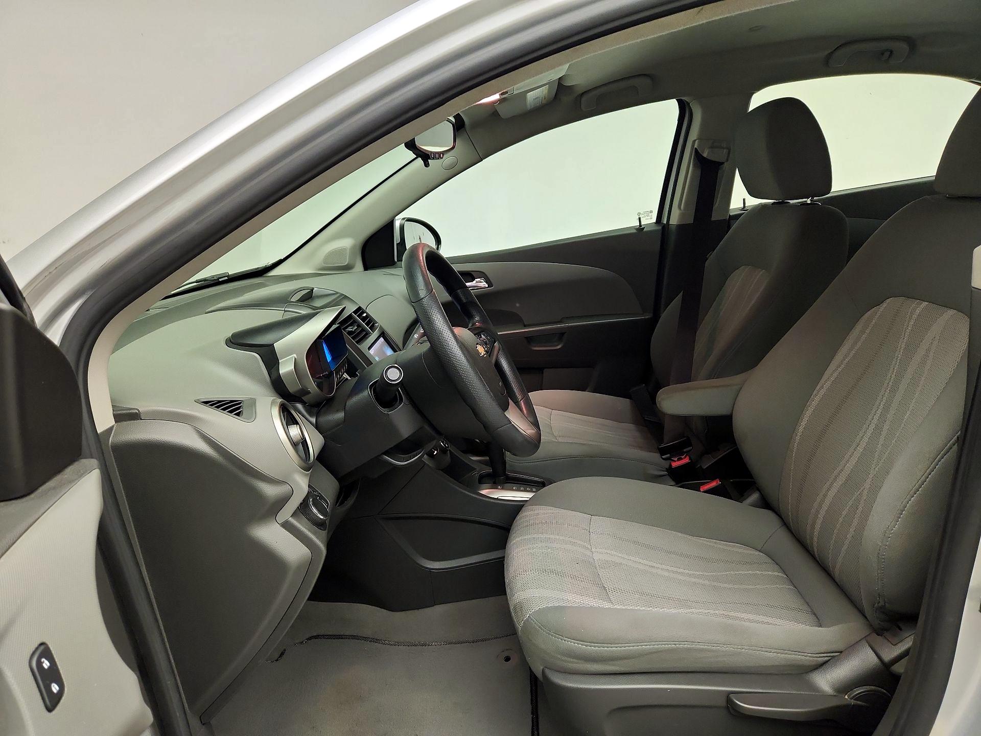 Thumbnail: 2016 Chevrolet Sonic - 11