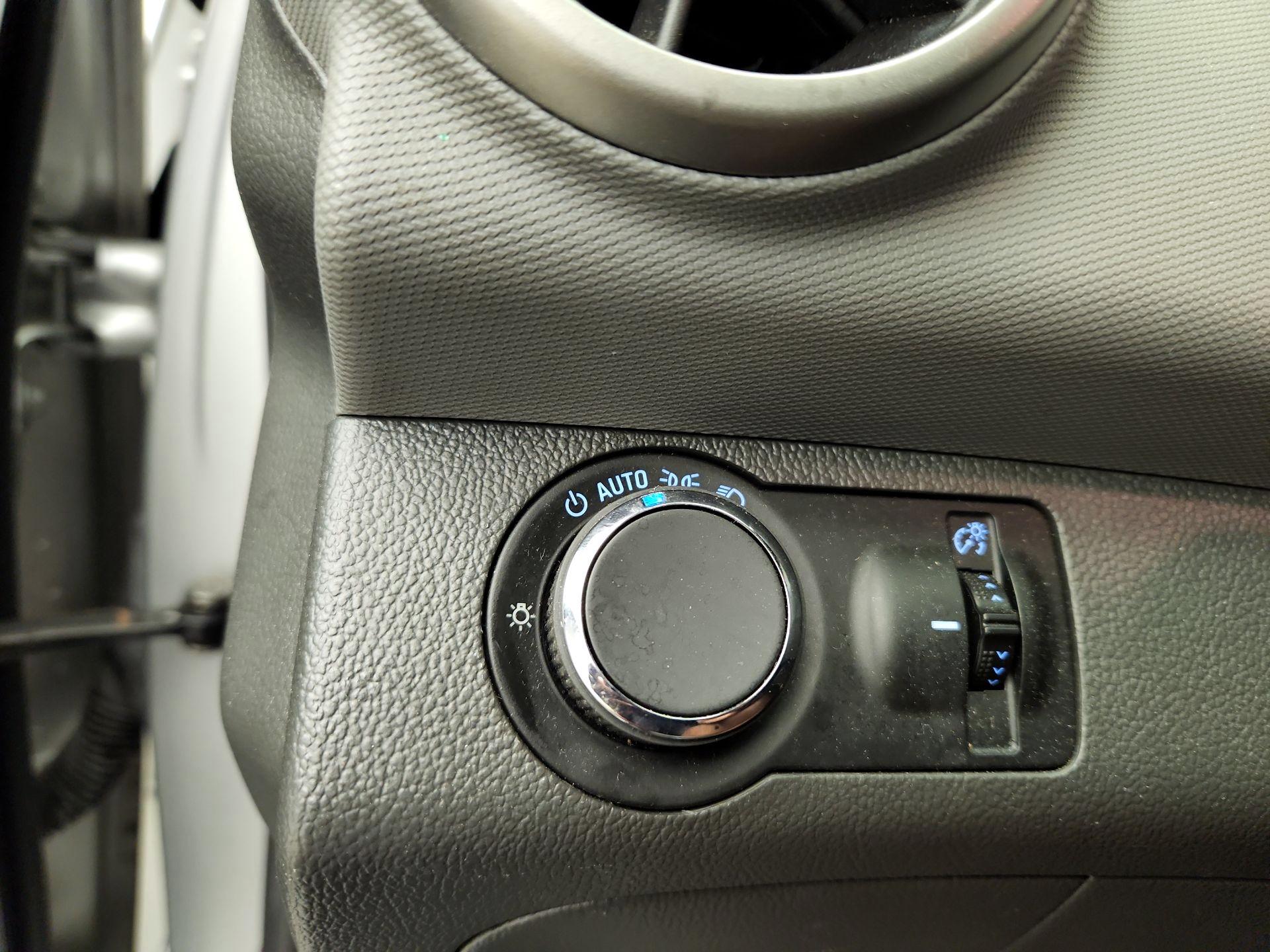 Thumbnail: 2016 Chevrolet Sonic - 13