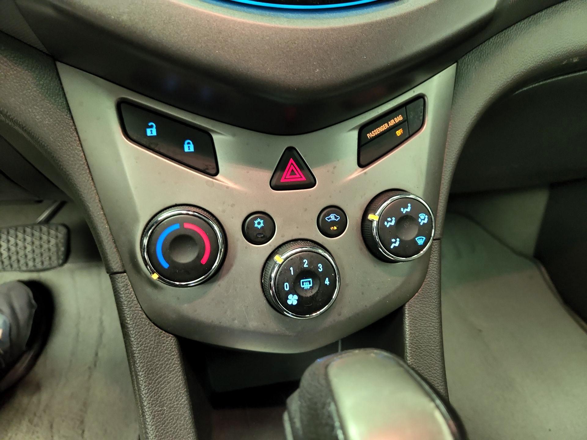 Thumbnail: 2016 Chevrolet Sonic - 16