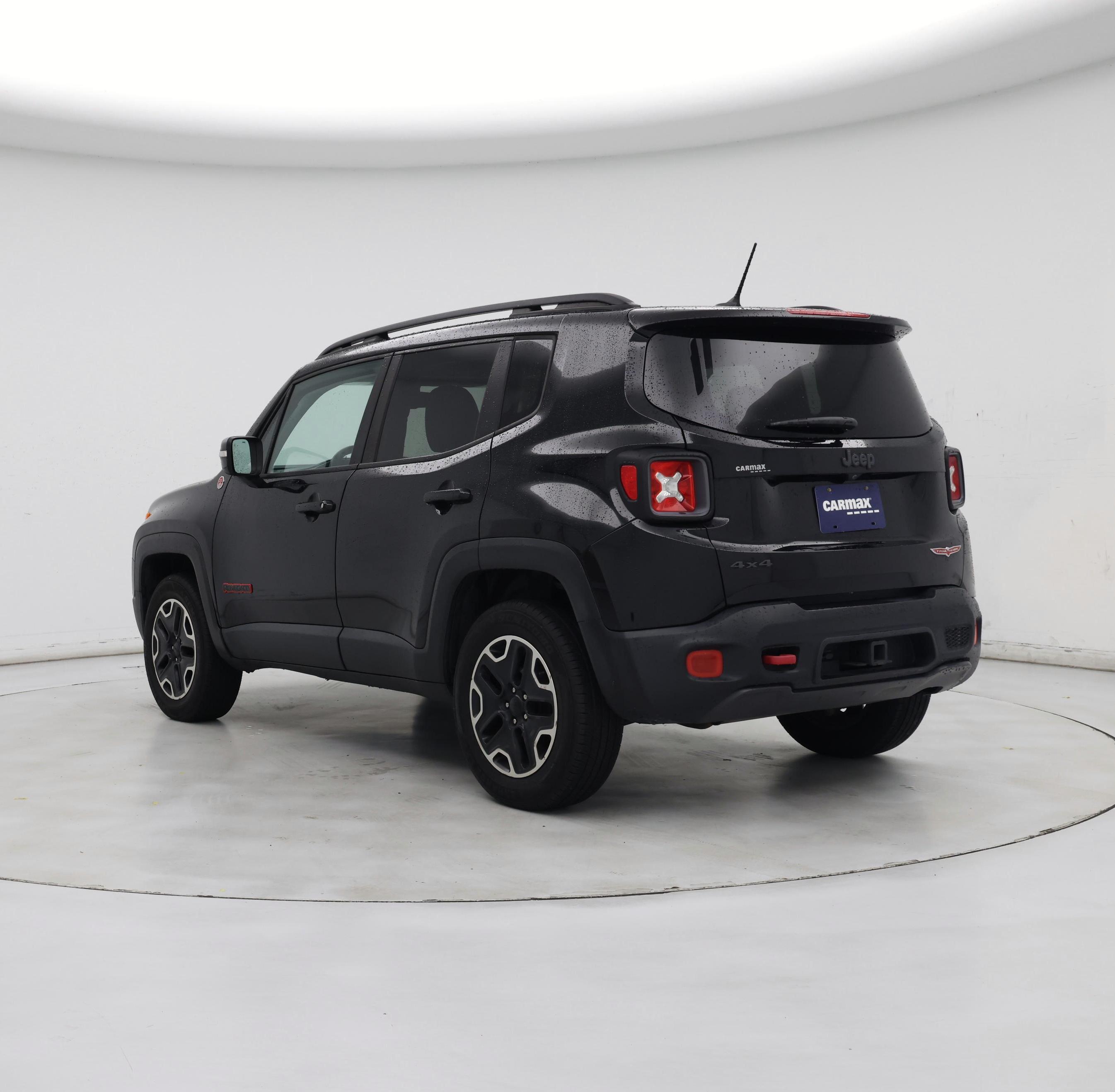 Thumbnail: 2016 Jeep Renegade - 2