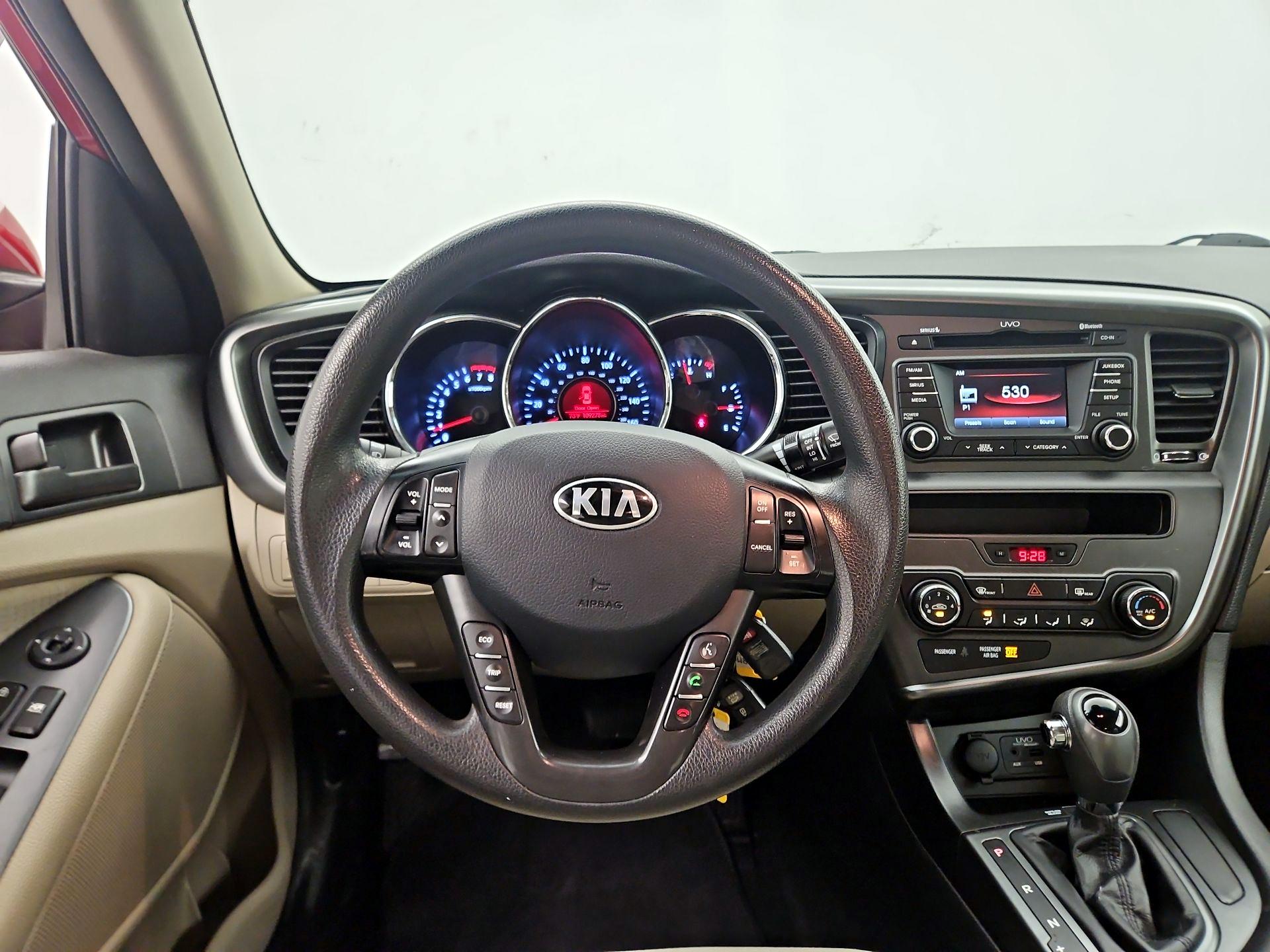 Thumbnail: 2013 Kia Optima - 10