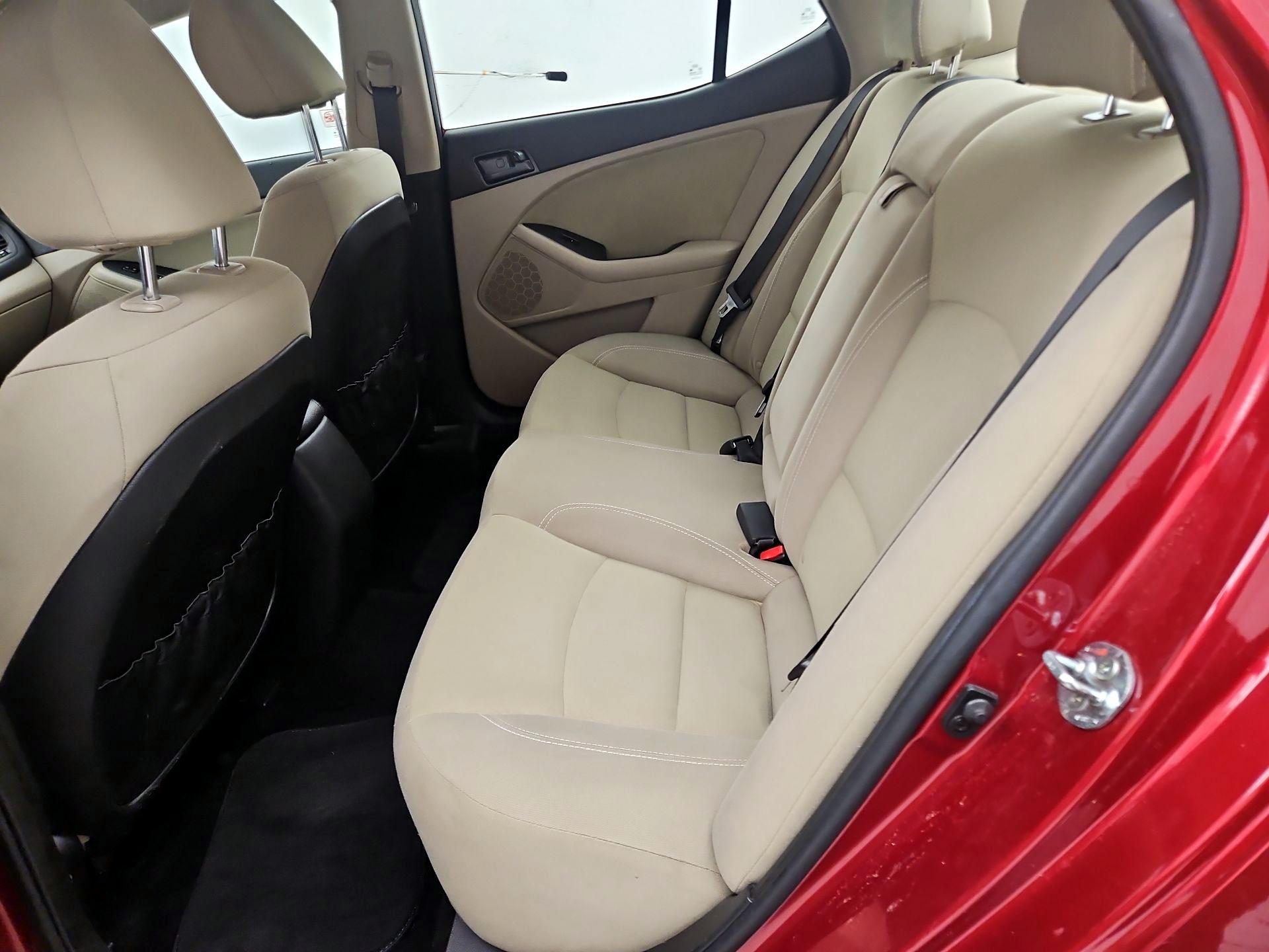 Thumbnail: 2013 Kia Optima - 19