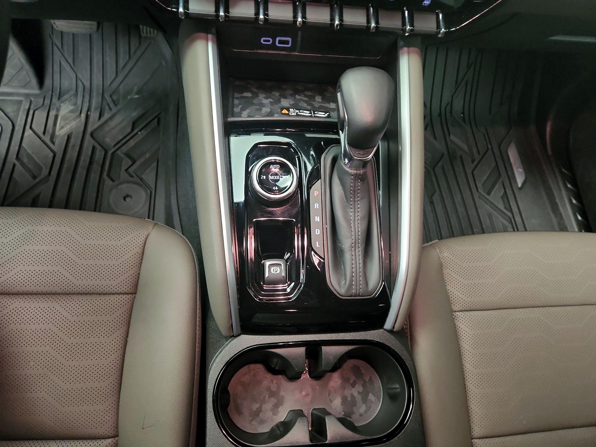 Thumbnail: 2024 Chevrolet Colorado - 17