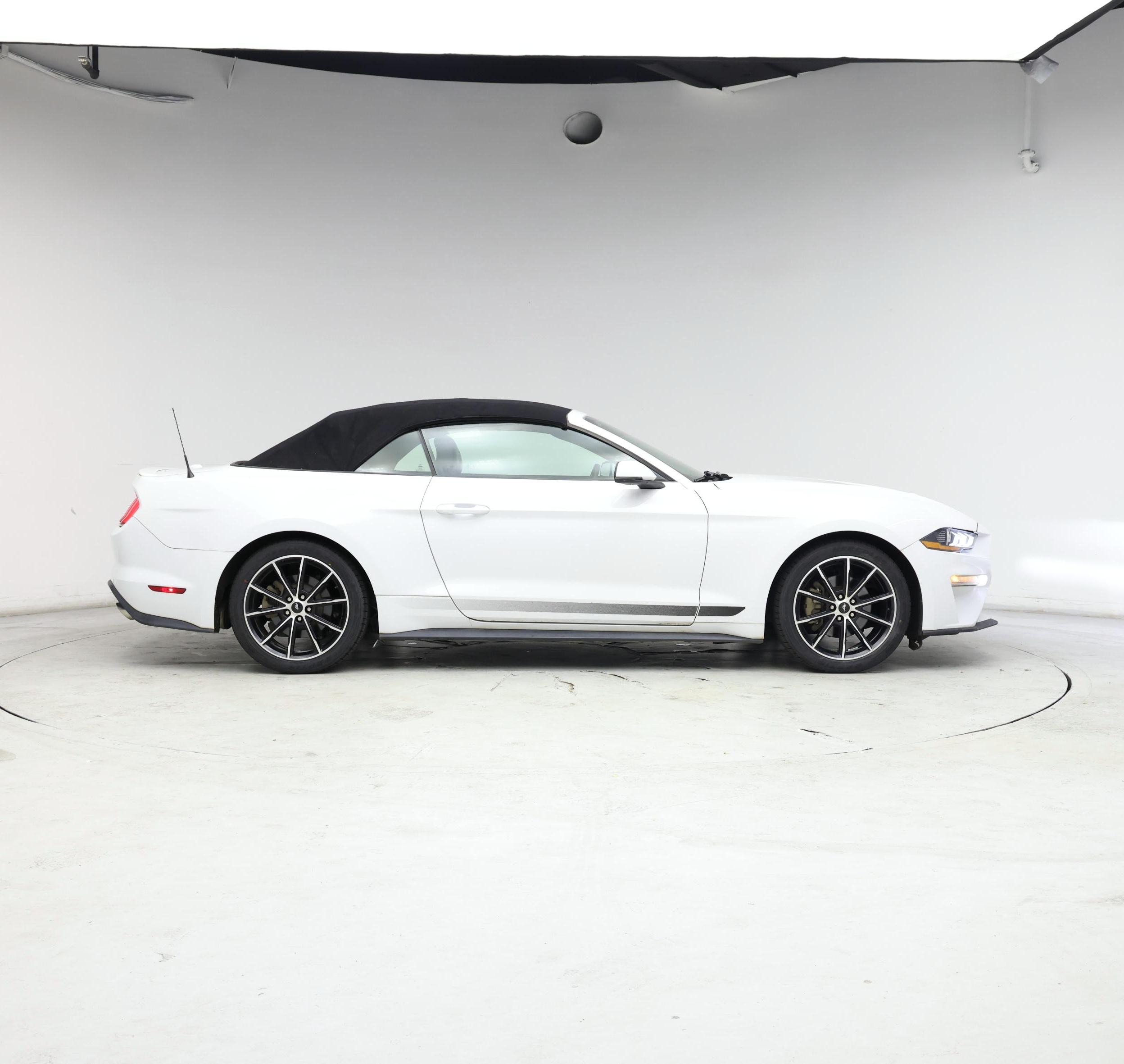 Thumbnail: 2020 Ford Mustang - 7