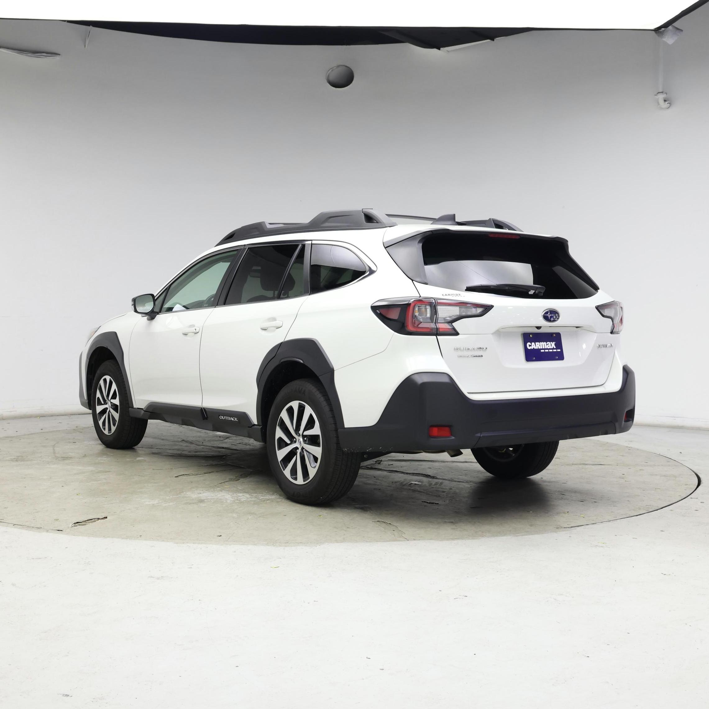 Thumbnail: 2023 Subaru Outback - 2