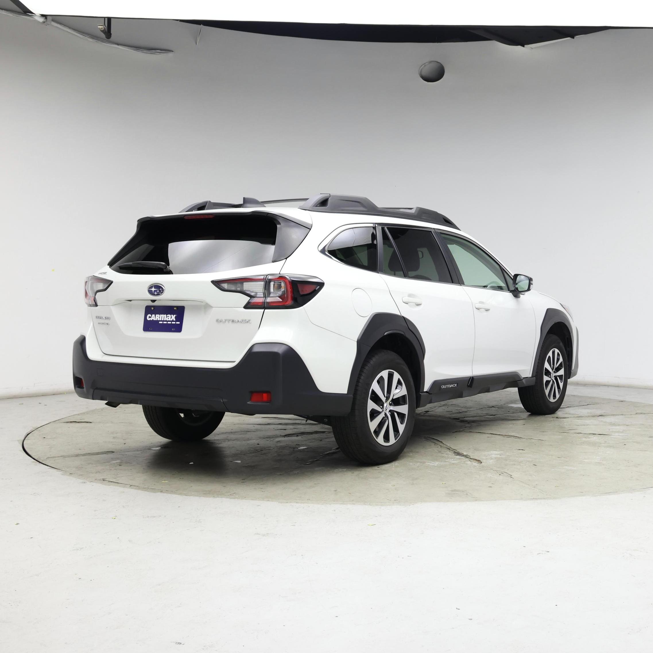 Thumbnail: 2023 Subaru Outback - 8