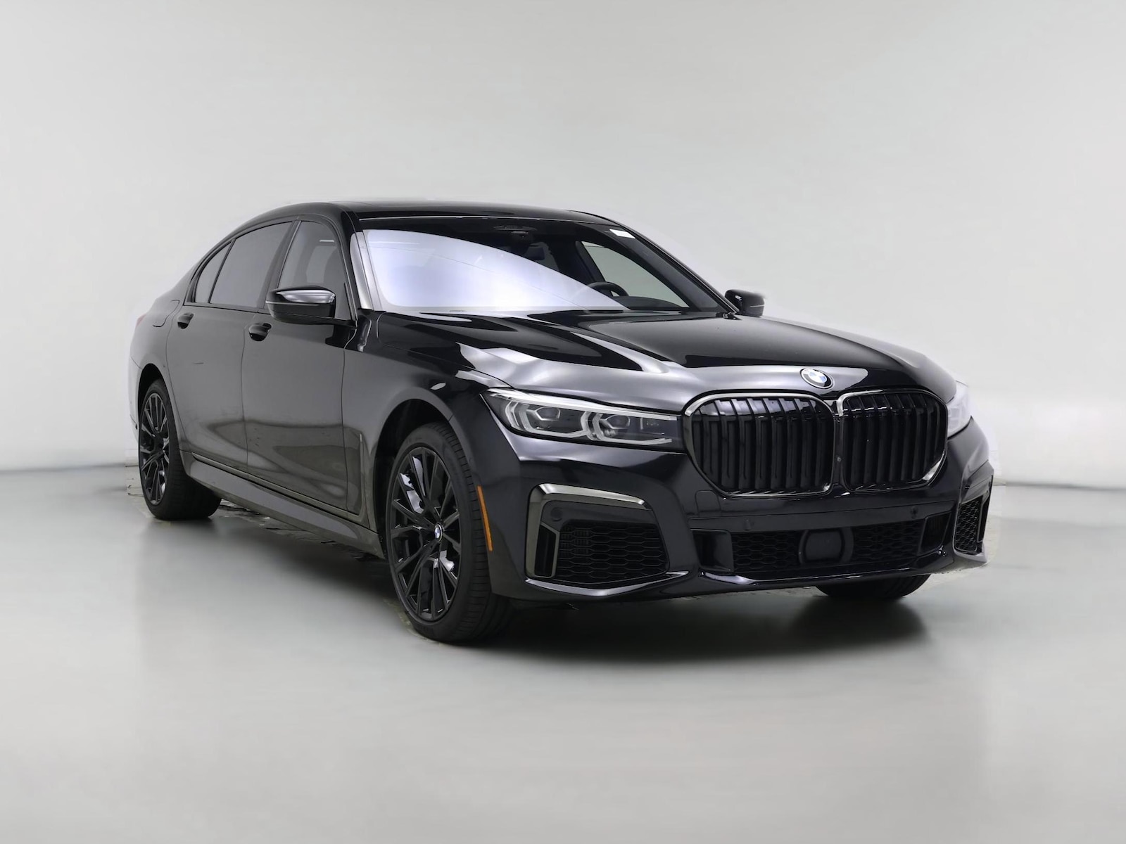 2022 BMW 7 Series M760i xDrive