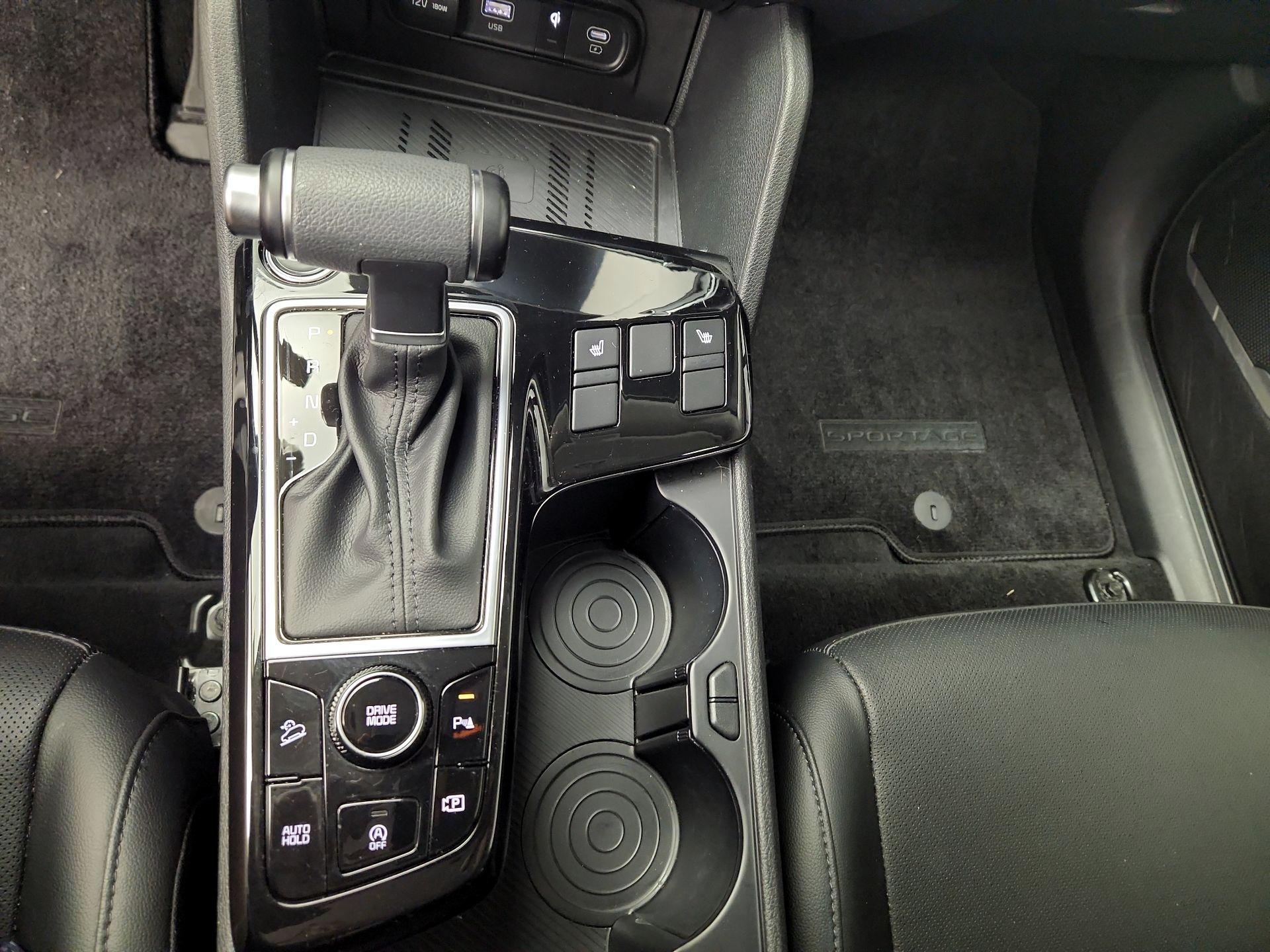 Thumbnail: 2023 Kia Sportage - 18