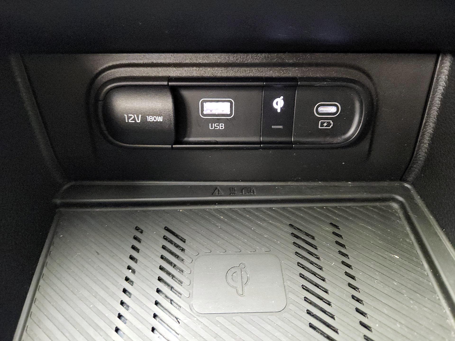 Thumbnail: 2023 Kia Sportage - 19