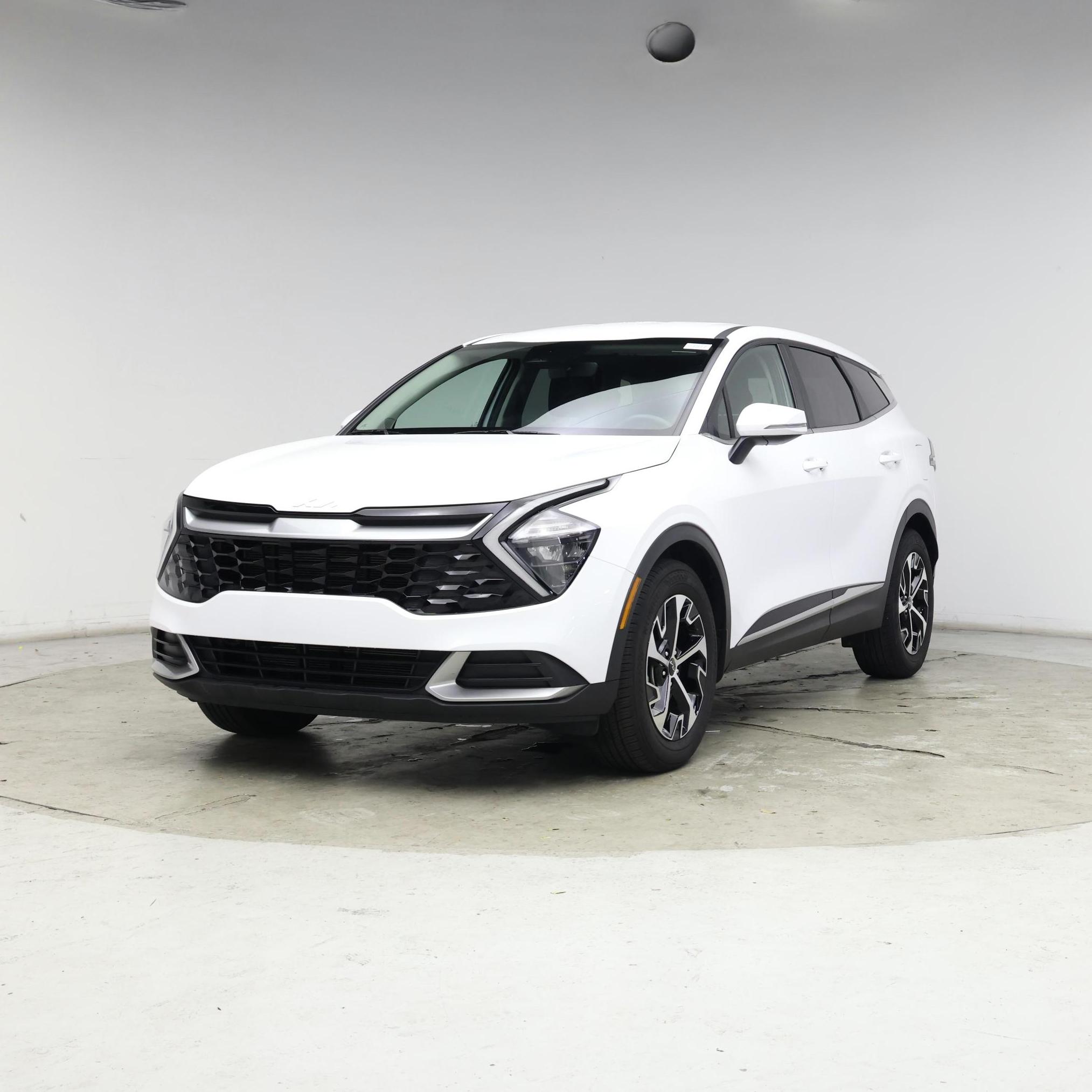 Thumbnail: 2023 Kia Sportage - 4