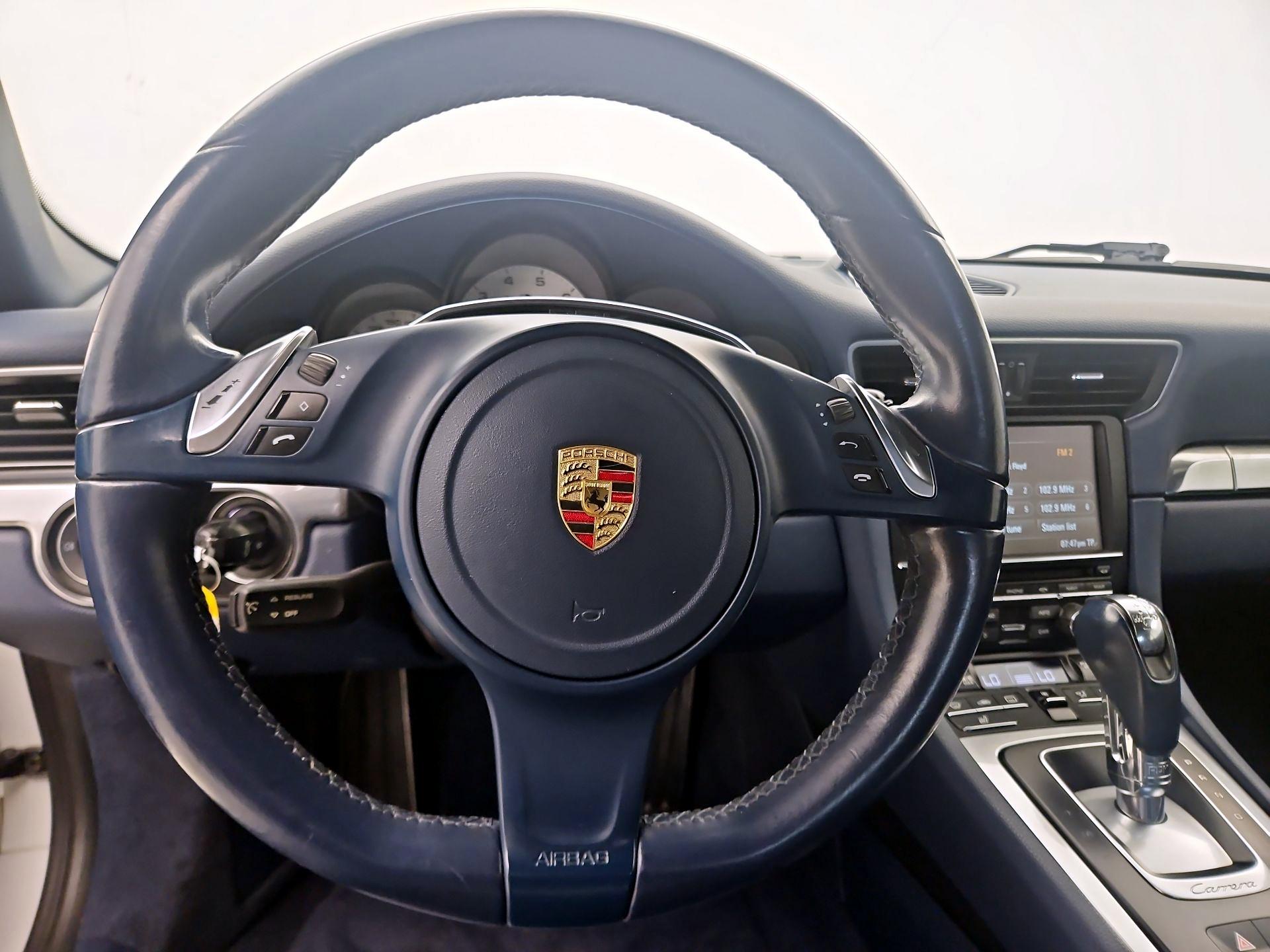 Thumbnail: 2014 Porsche 911 - 10
