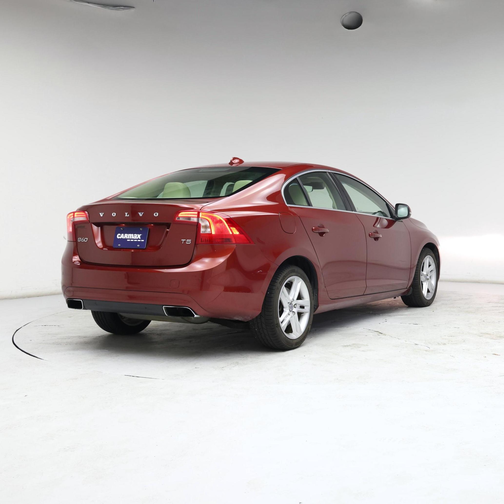 Thumbnail: 2015 Volvo S60 - 8