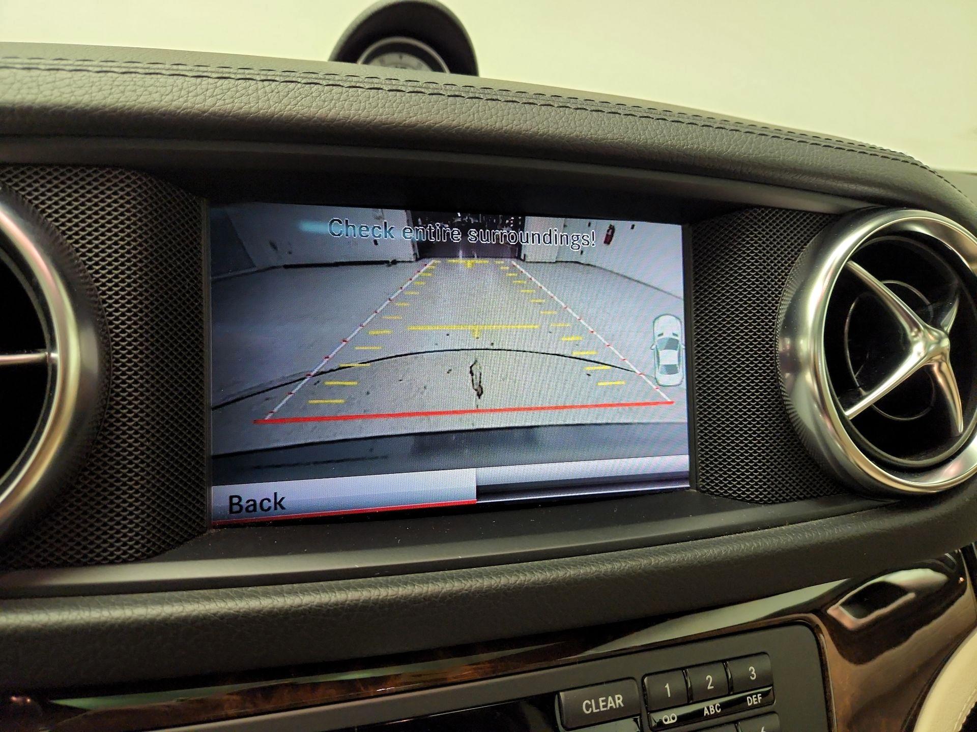 Thumbnail: 2014 Mercedes-Benz SL-Class - 15