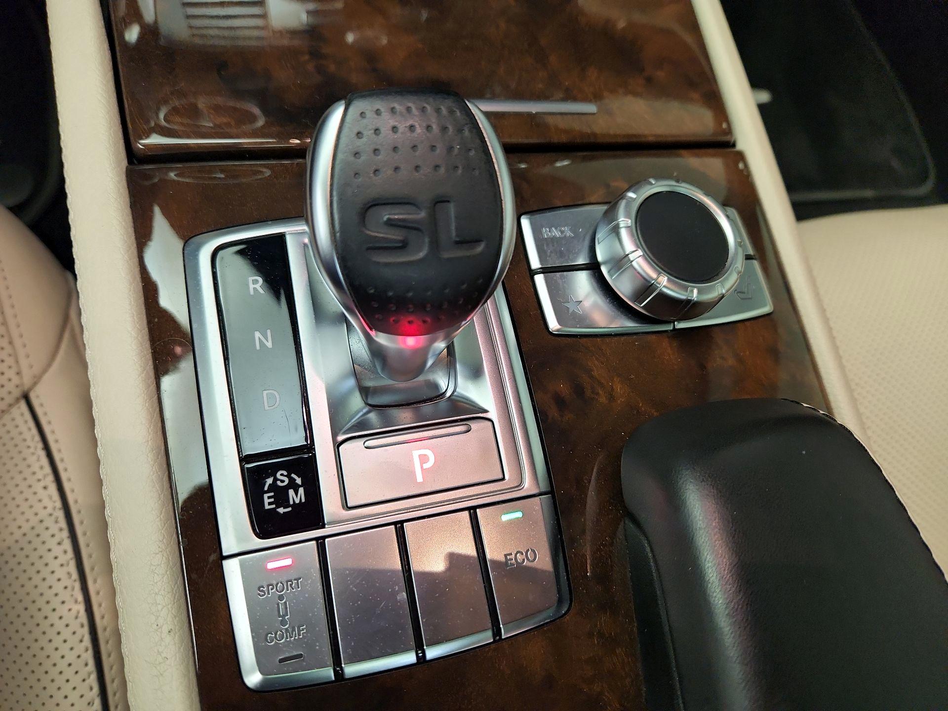 Thumbnail: 2014 Mercedes-Benz SL-Class - 18