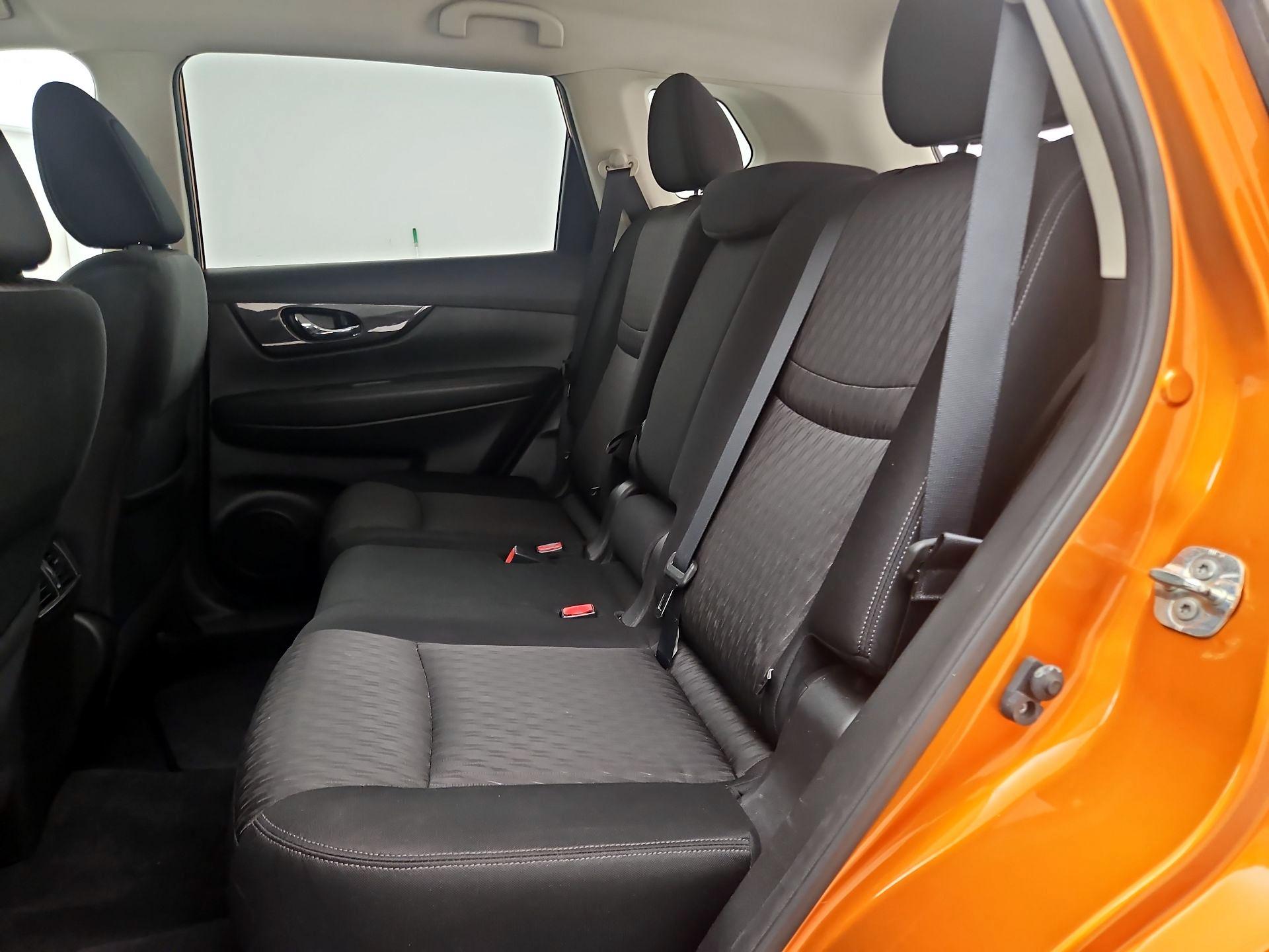 Thumbnail: 2018 Nissan Rogue - 19