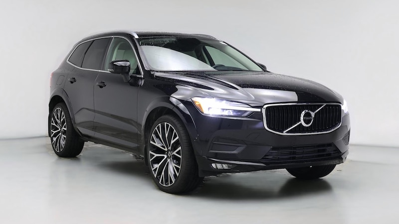 2021 Volvo XC60 T5 Momentum Hero Image