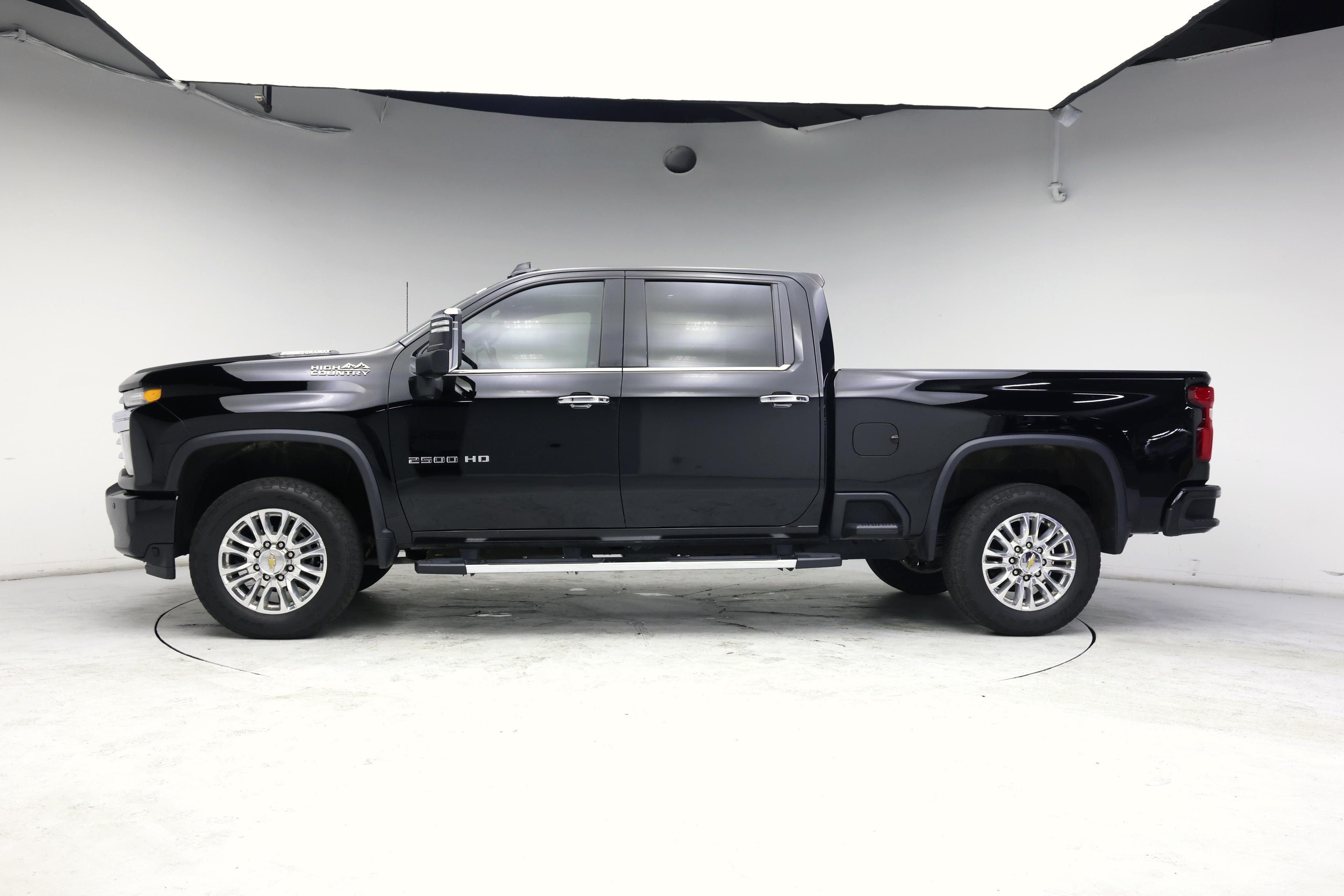 Thumbnail: 2023 Chevrolet Silverado 2500 - 3
