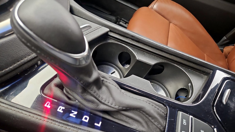 2016 Cadillac ELR  17