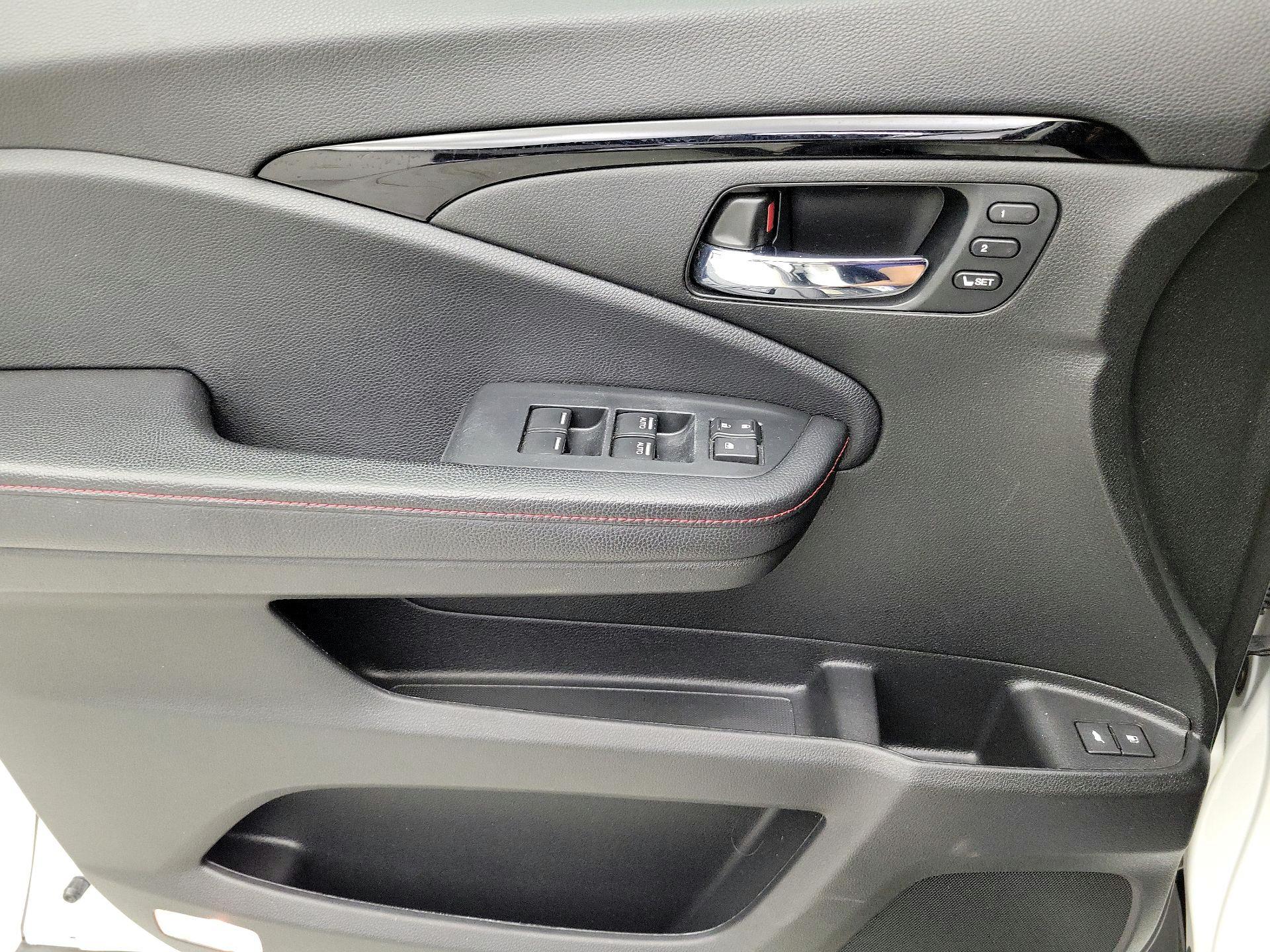 Thumbnail: 2022 Honda Pilot - 12