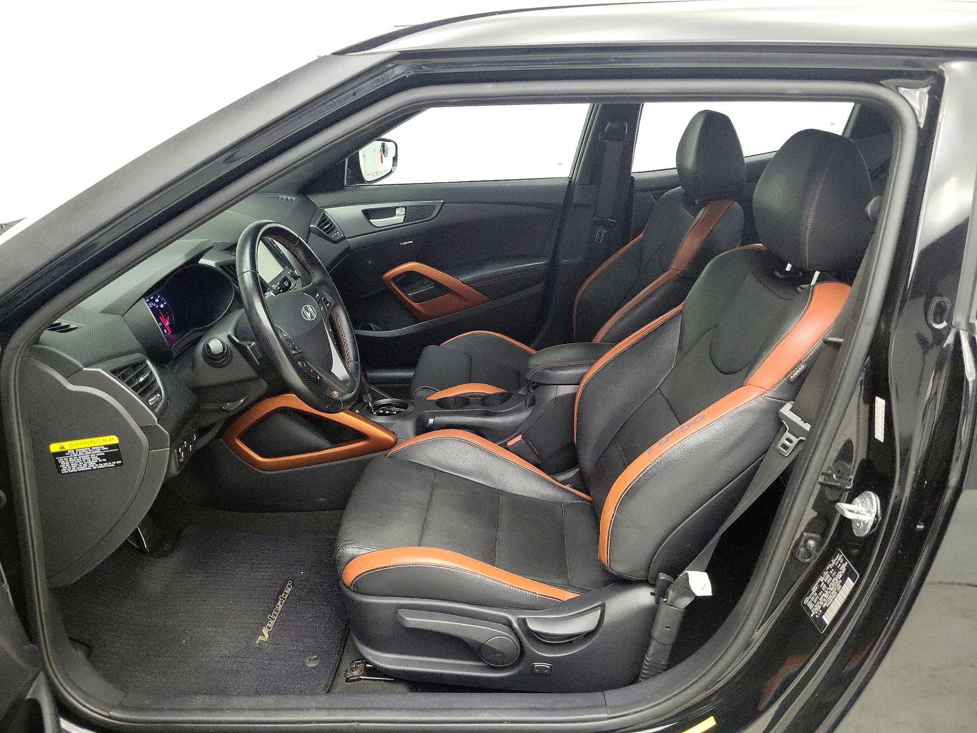Thumbnail: 2017 Hyundai Veloster - 11
