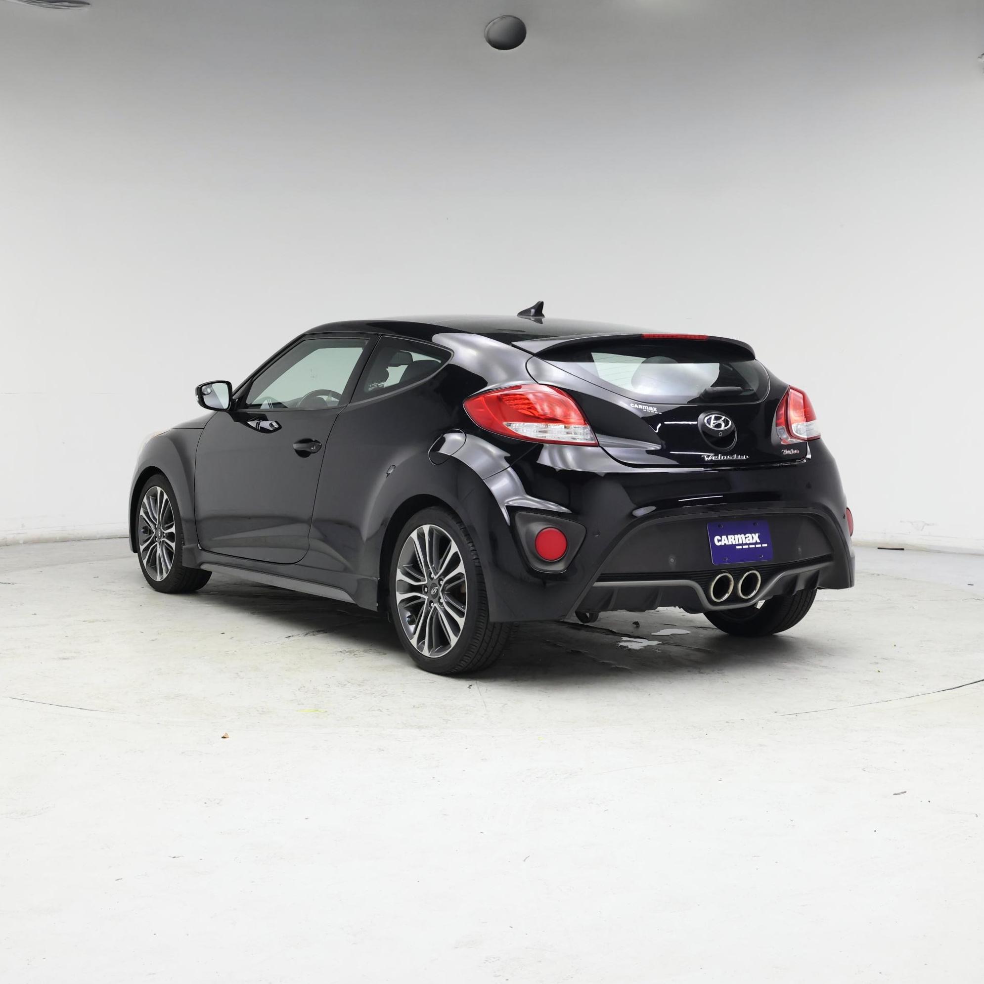 Thumbnail: 2017 Hyundai Veloster - 2