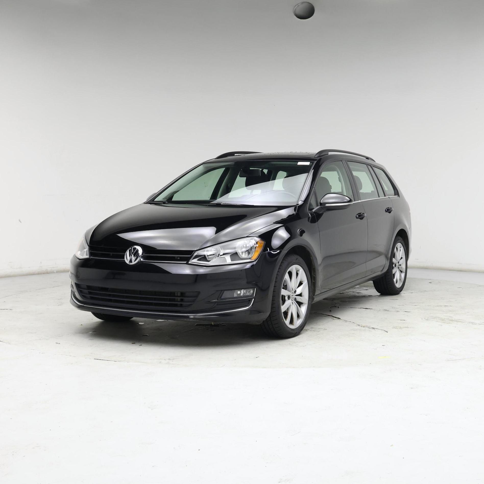 Thumbnail: 2016 Volkswagen Golf - 4