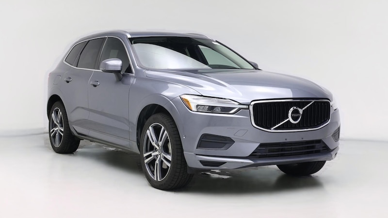 2018 Volvo XC60 T5 Momentum Hero Image