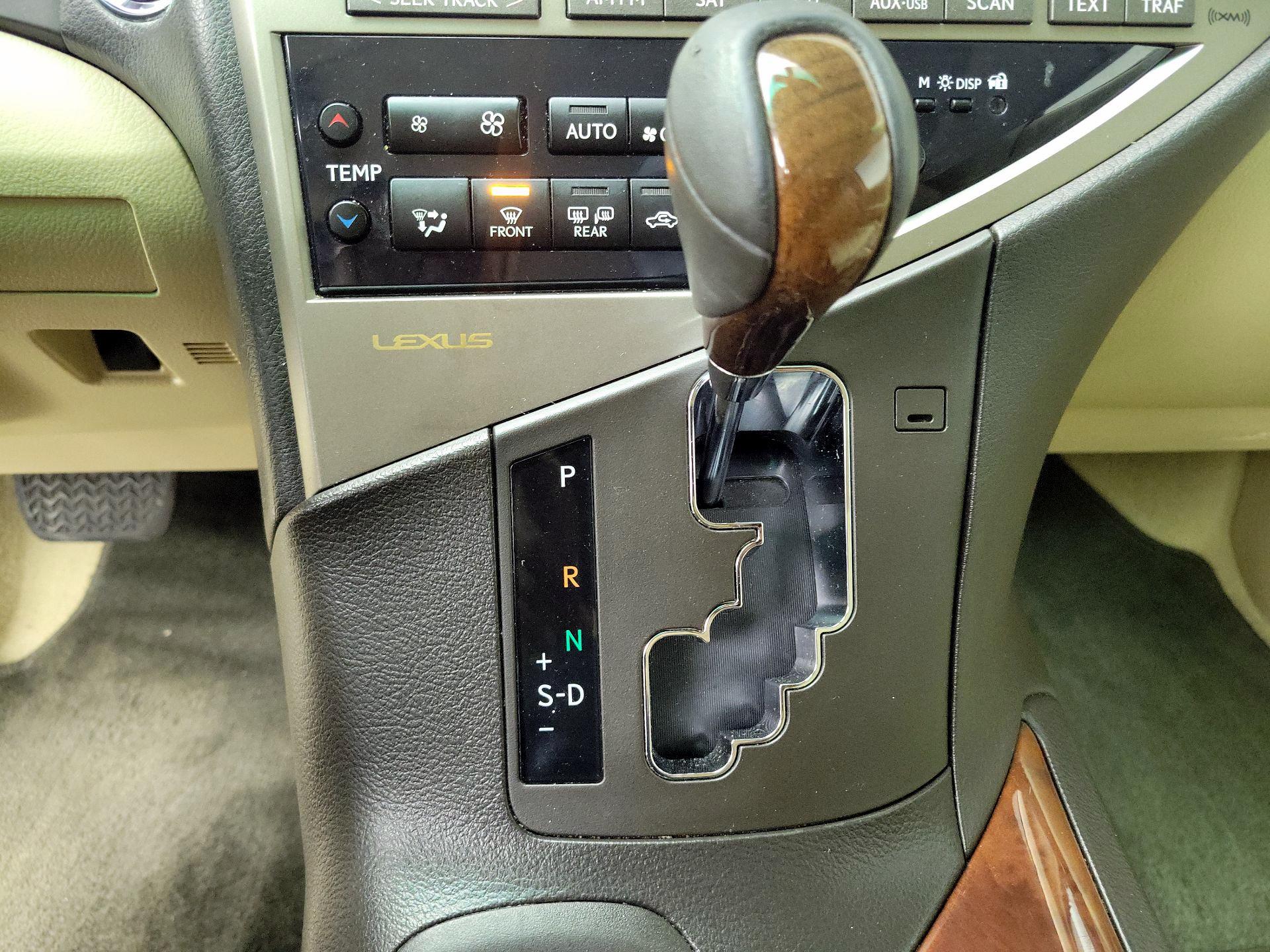 Thumbnail: 2014 Lexus RX - 16