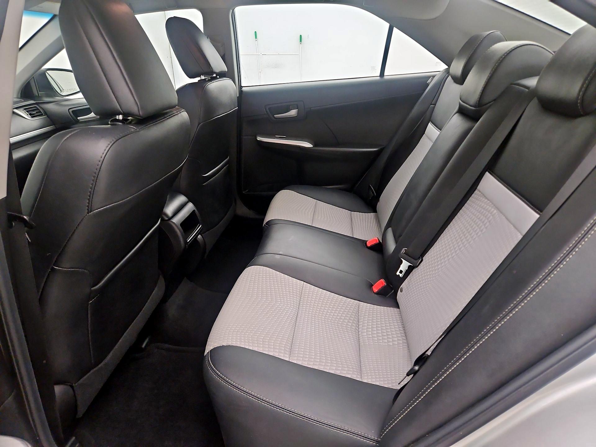 Thumbnail: 2014 Toyota Camry - 19